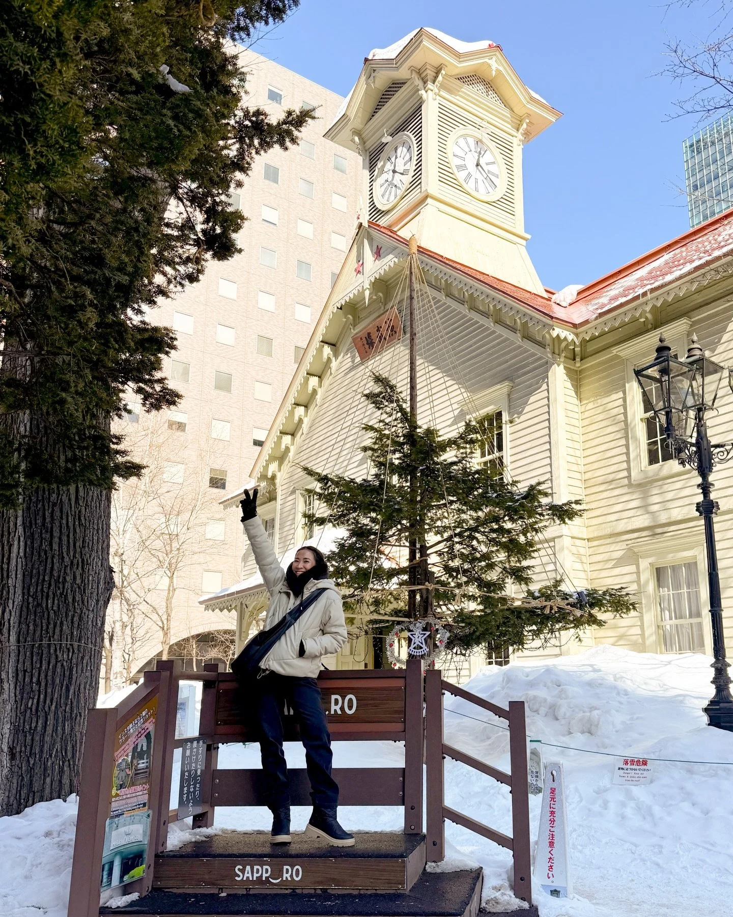 last stop in #SapporoJapan to the historic📍 #sapporoclocktower #札幌時計台 
#sapporotrip #hokkaidojapan