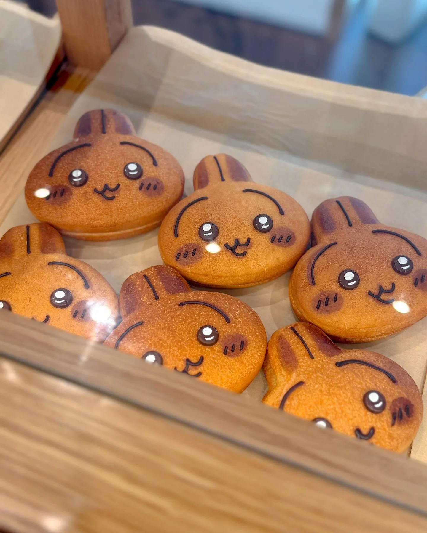 Snippets from #Chiikawa Bakery 🍞🥖🥐 located on 3F at #TokyuPlaza Omotesando Omokado, easily book a reservation on @klooktravel (linked in bio) #klook #東急プラザ表参道原宿 #ちいかわベーカリー