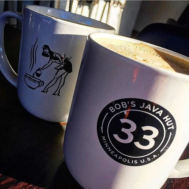 @midwest_coffee sipping some tasty au laits. #bobsjavahut #bobsregulars #coffeemaid #33 #coffeeadict #coffeelover #uptowncoffee #mplscoffee