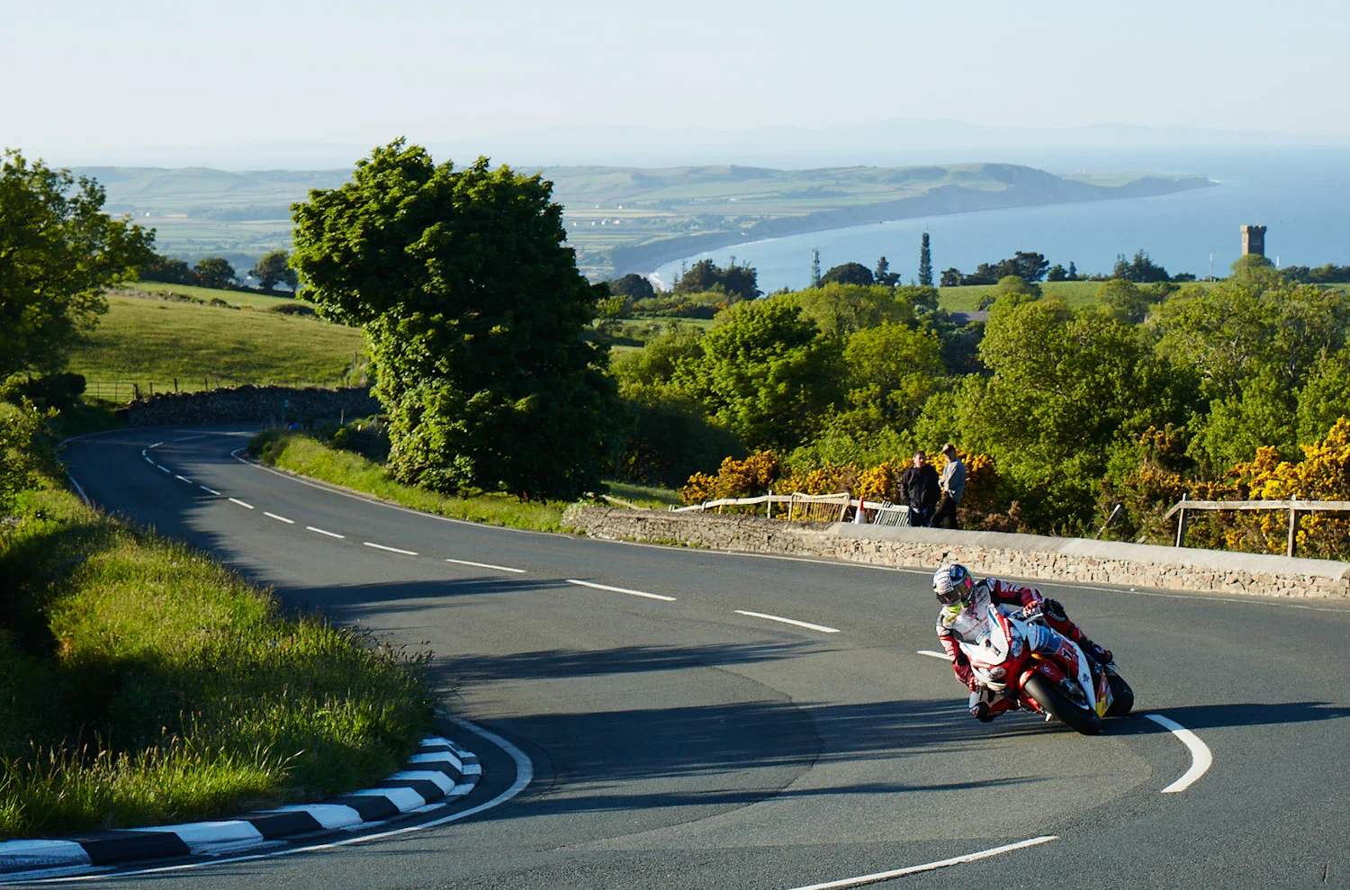 Lynda-Churilla-160601_TT_GNECK_BIKES_165 1.jpg