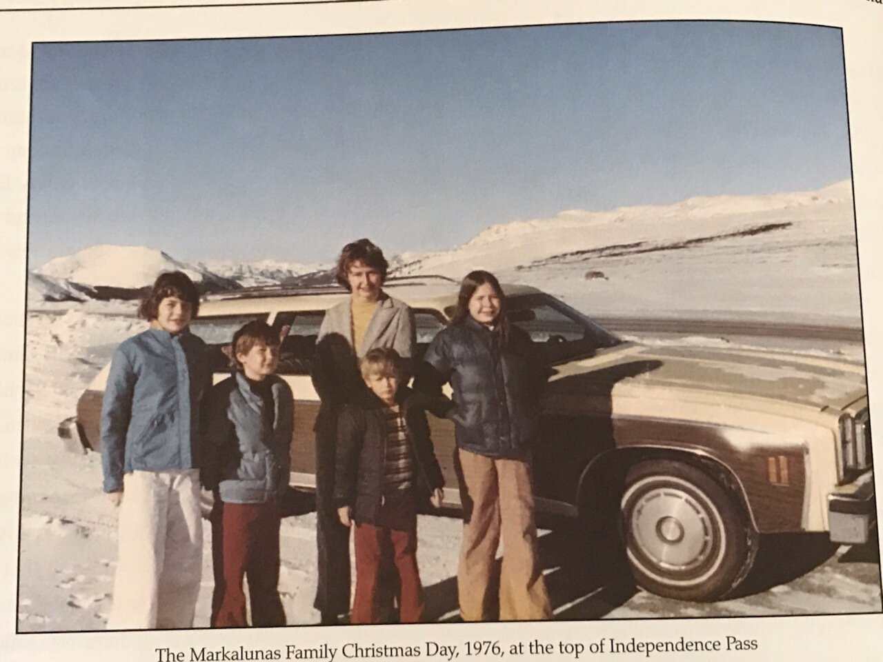 Markalunas Family Xmas 1976.jpg