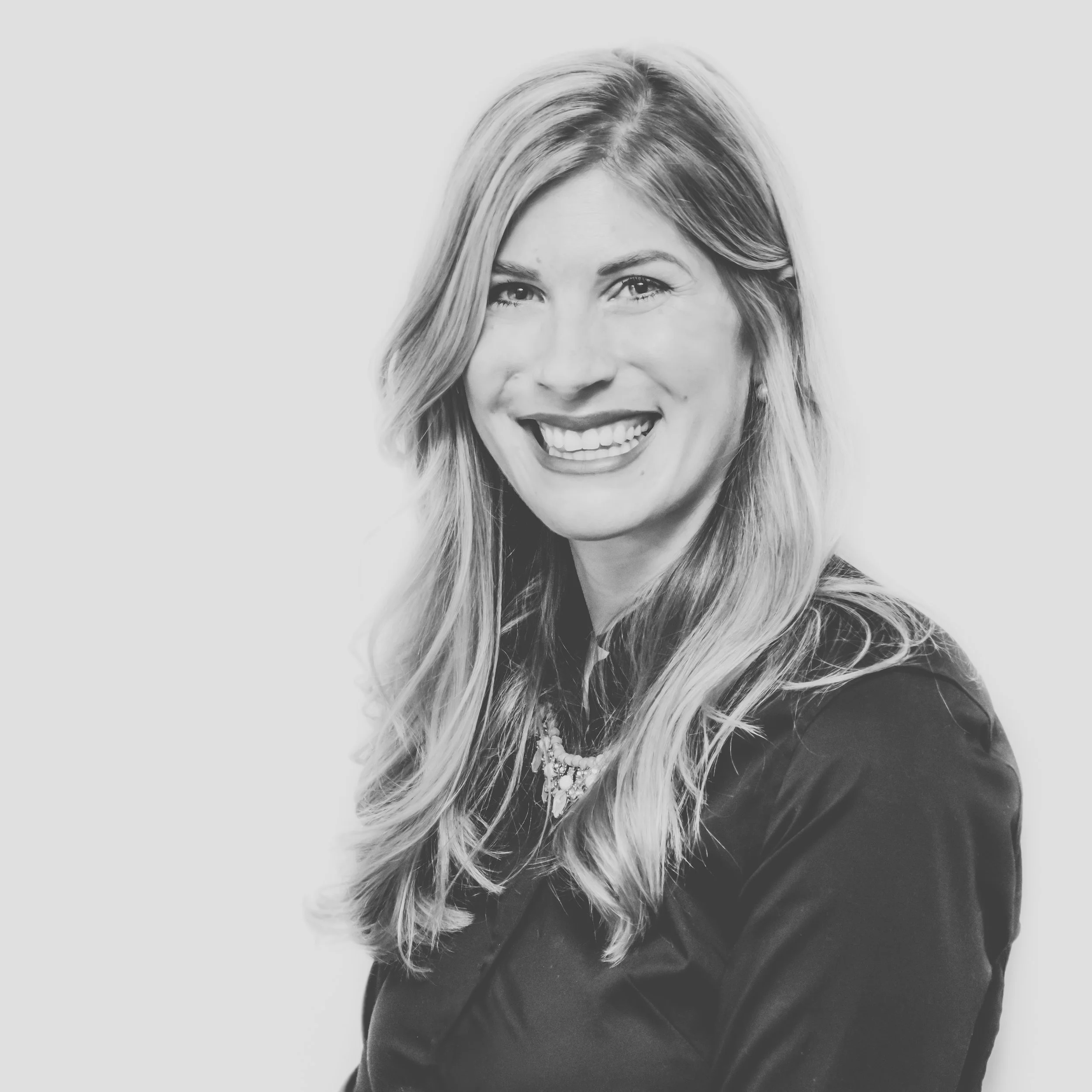 Kristin Headshots-27-2.jpg