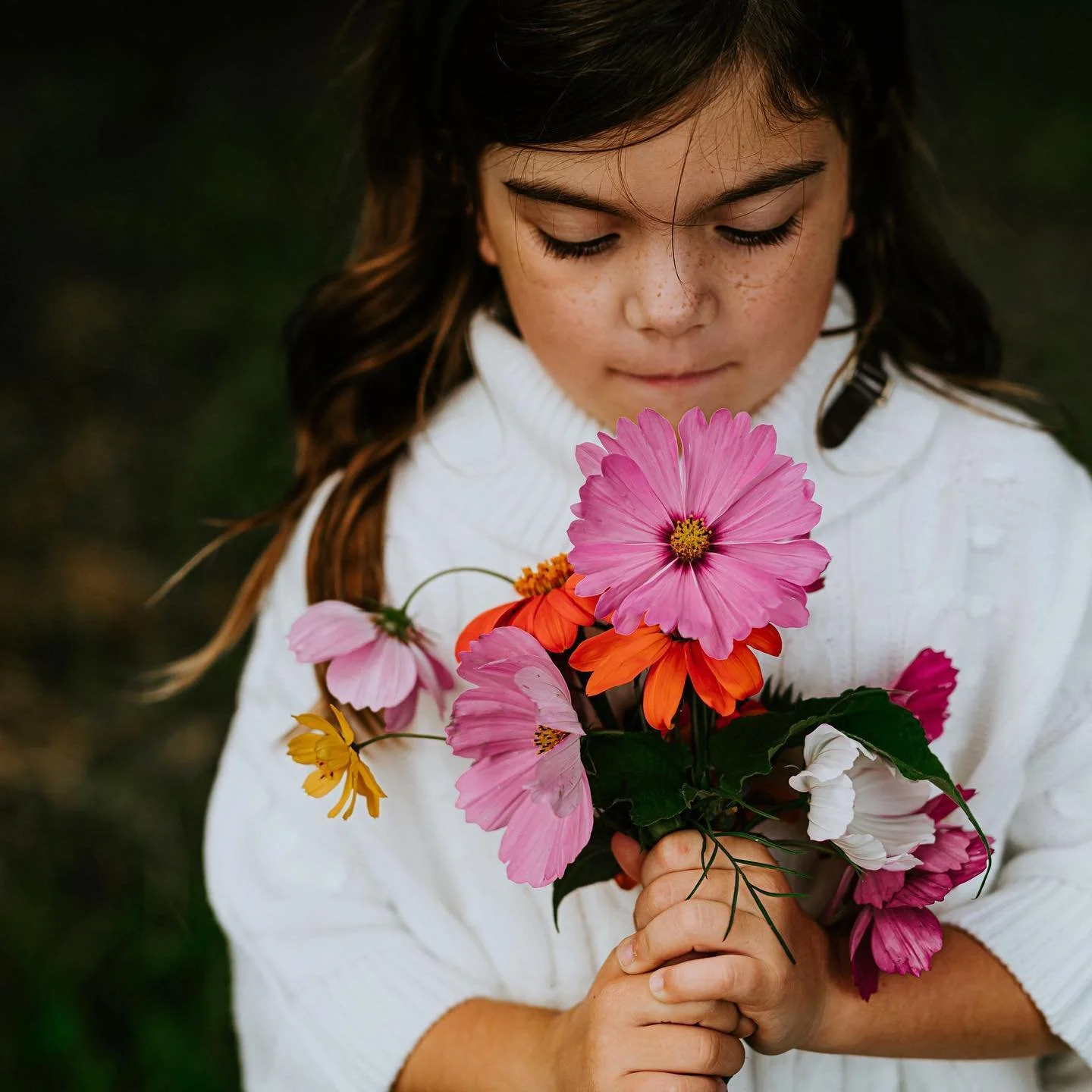 I hope you all have a wonderful weekend 💐 

#alwaysbeephotography #milwaukeephotographer #mkephotographer #milwaukeeportraitphotography #milwaukeelifestylephotography #mkeportraits #creativelifehappylife #createveryday #livecreatively #instaatart #d