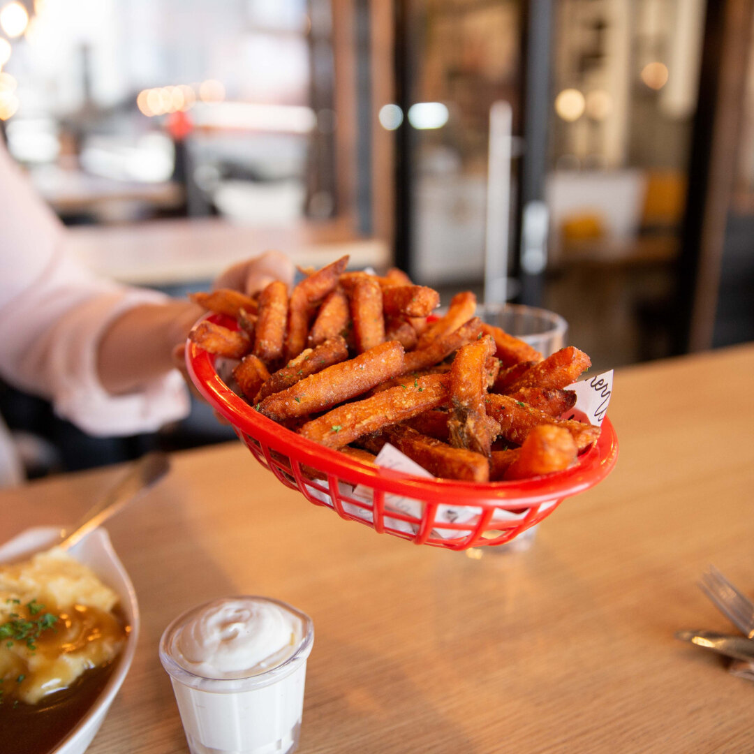 Sweeter than your average fry ~ Sweet potato fries with vegan mayo, a crispy side to keep you warm n&rsquo; feelin cosy in the chilly months #winnerwinnernz