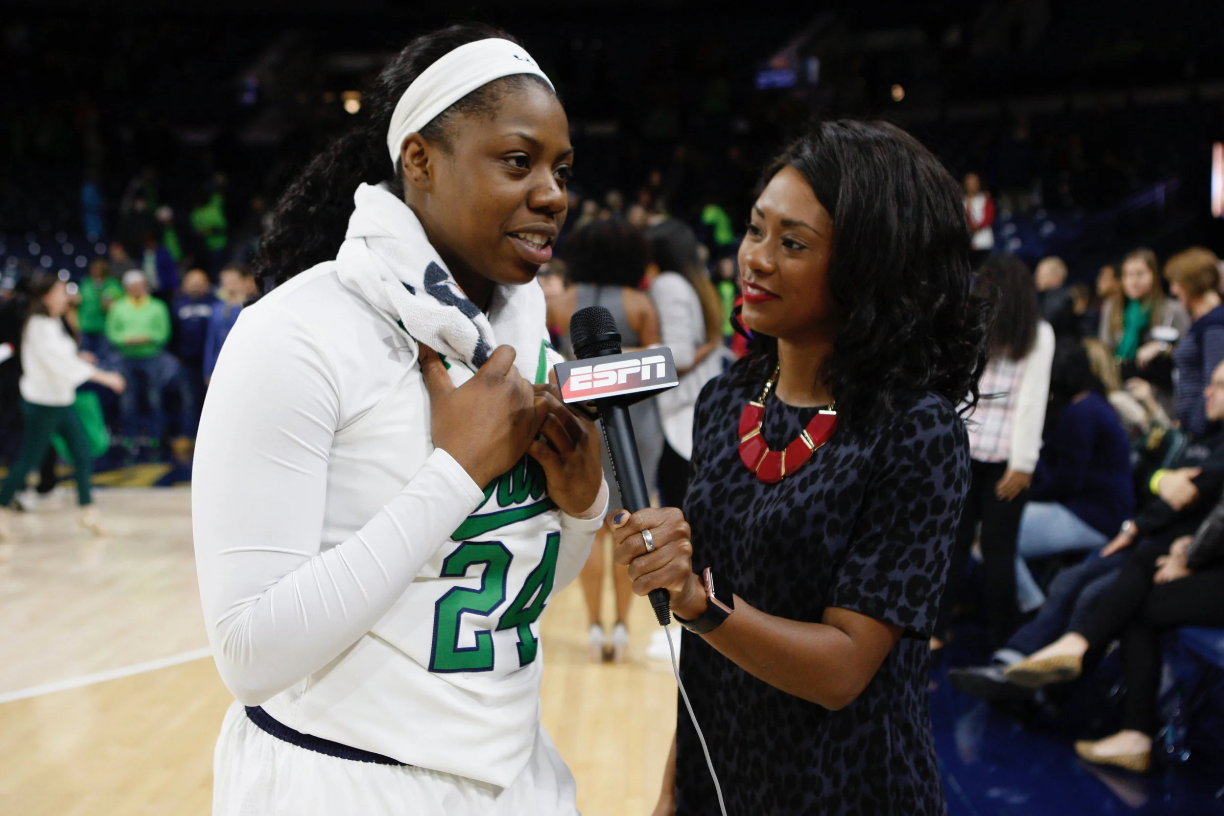 Instant Reaction | @ndwbb vs. Mount St. Mary's: Arike Ogunbowale (2017)