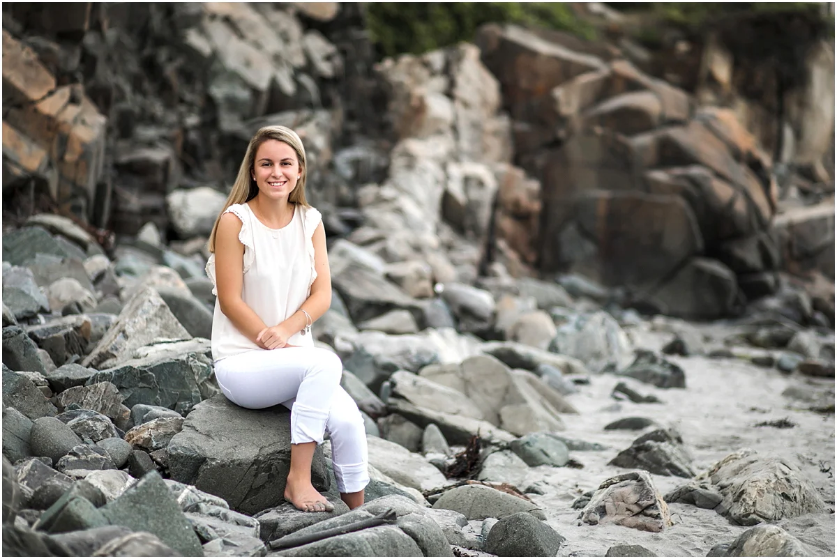 Bishop Guertin Senior Portraits_006.jpg