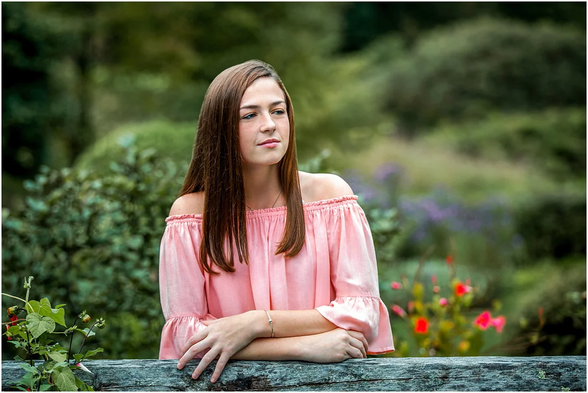 Bishop Guertin Senior Portraits_012.jpg