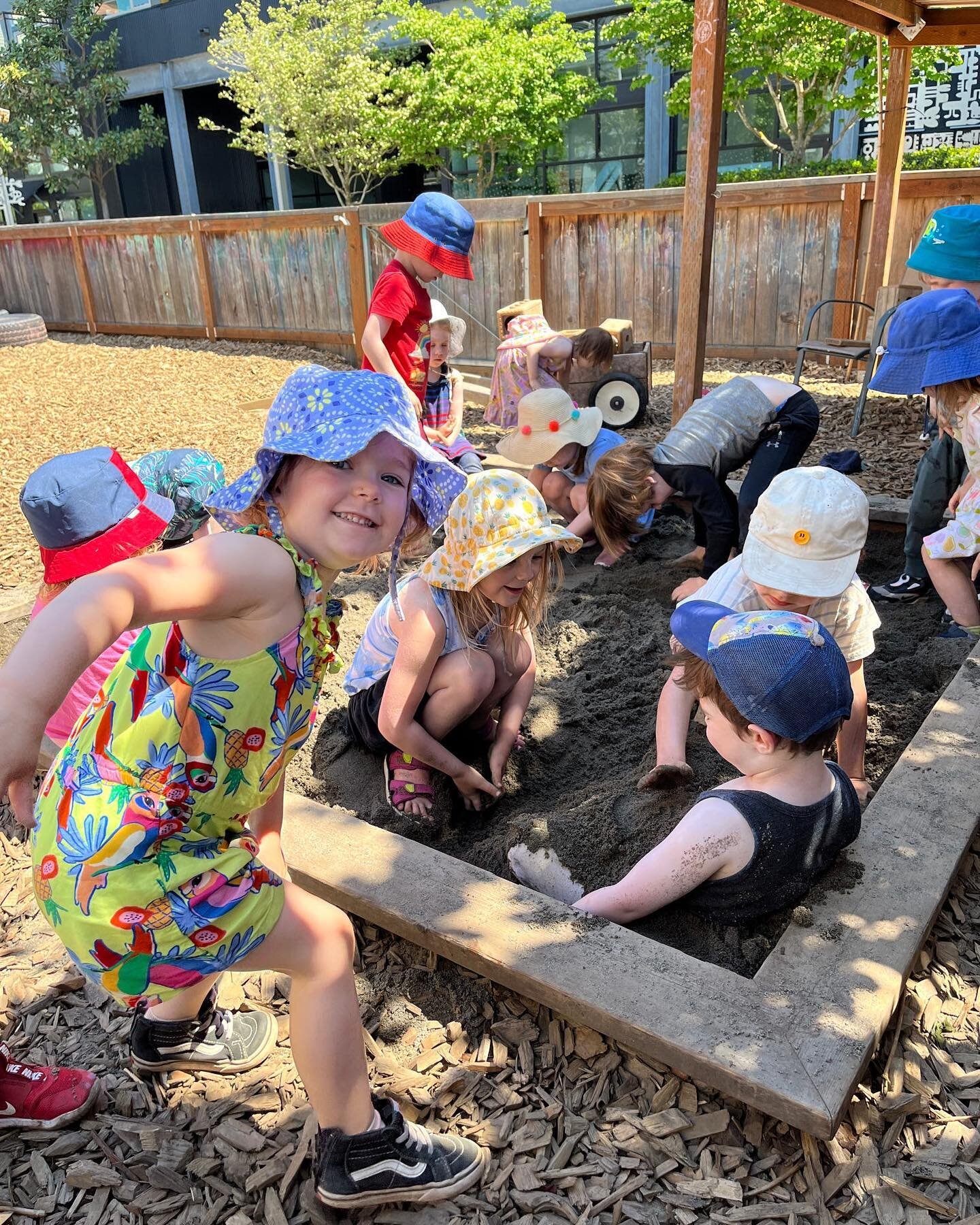 Time outside and process art are part of learning and a critical component of access of joy.. wonder. #getoutside #this 1000hoursoutside #preschool #pdxpreschool #childcare #processart