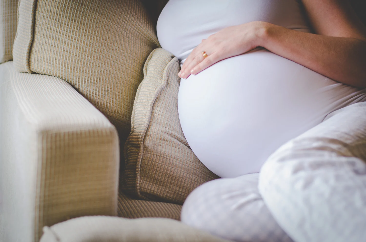 CatherineSandersonPhotography_AustinTX_ECMaternity-9.jpg