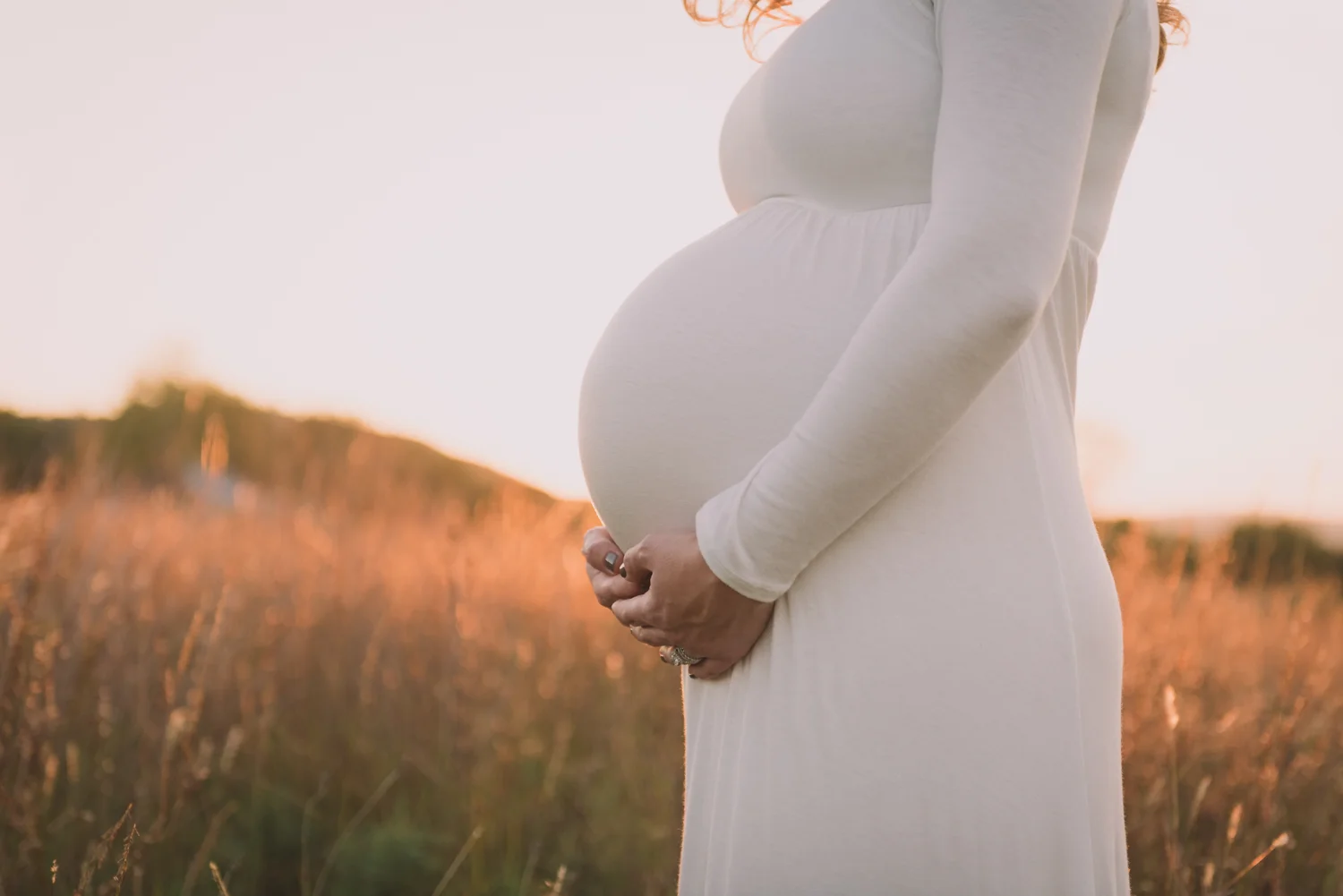 CatherineSandersonPhotography_AustinTX_BWMaternity-2.jpg