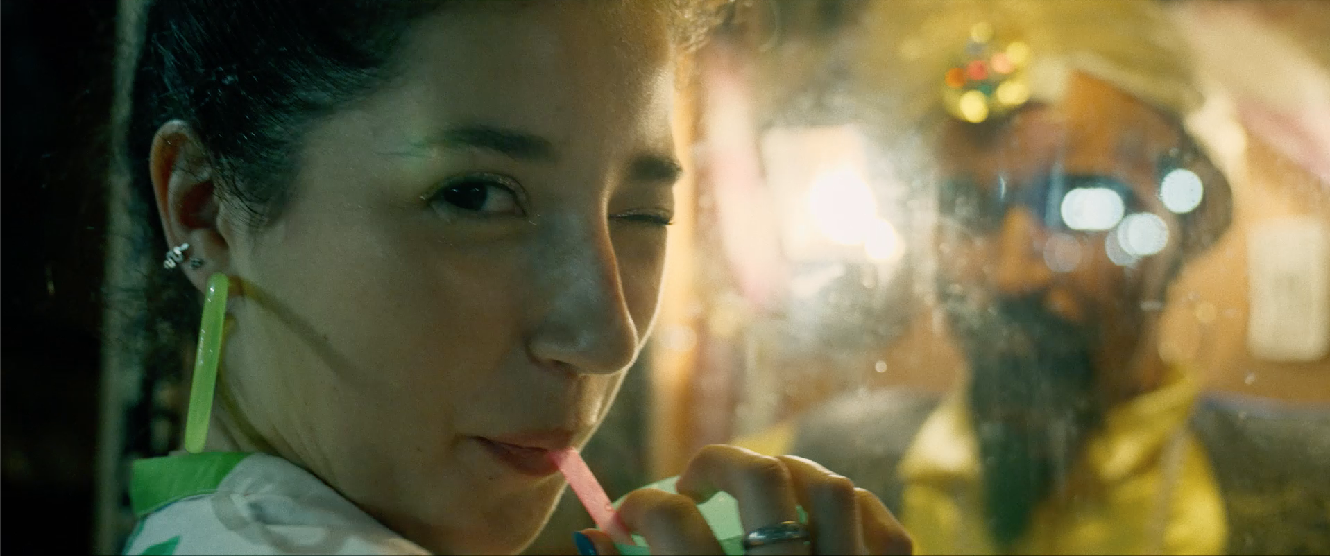 “Can You Get Me High?” - Music Video - Toni Reutter e Jake Ruzow