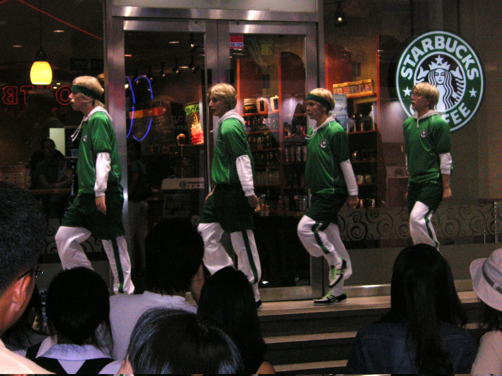 STARBUCKS_8.jpg