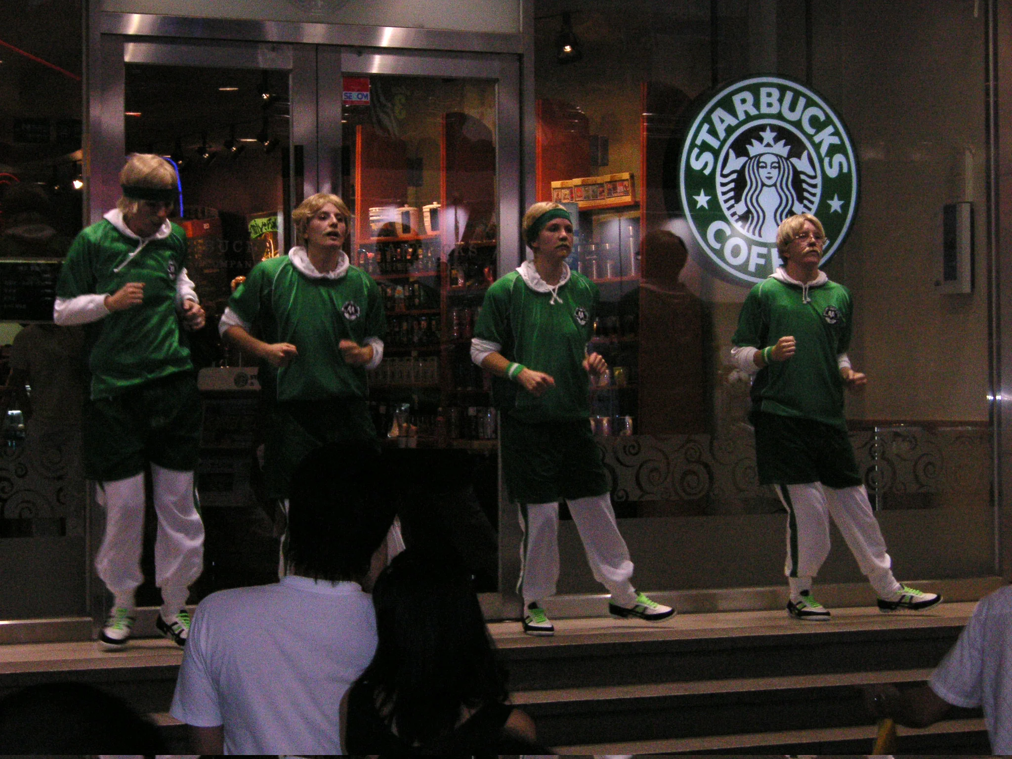 STARBUCKS_13.jpg
