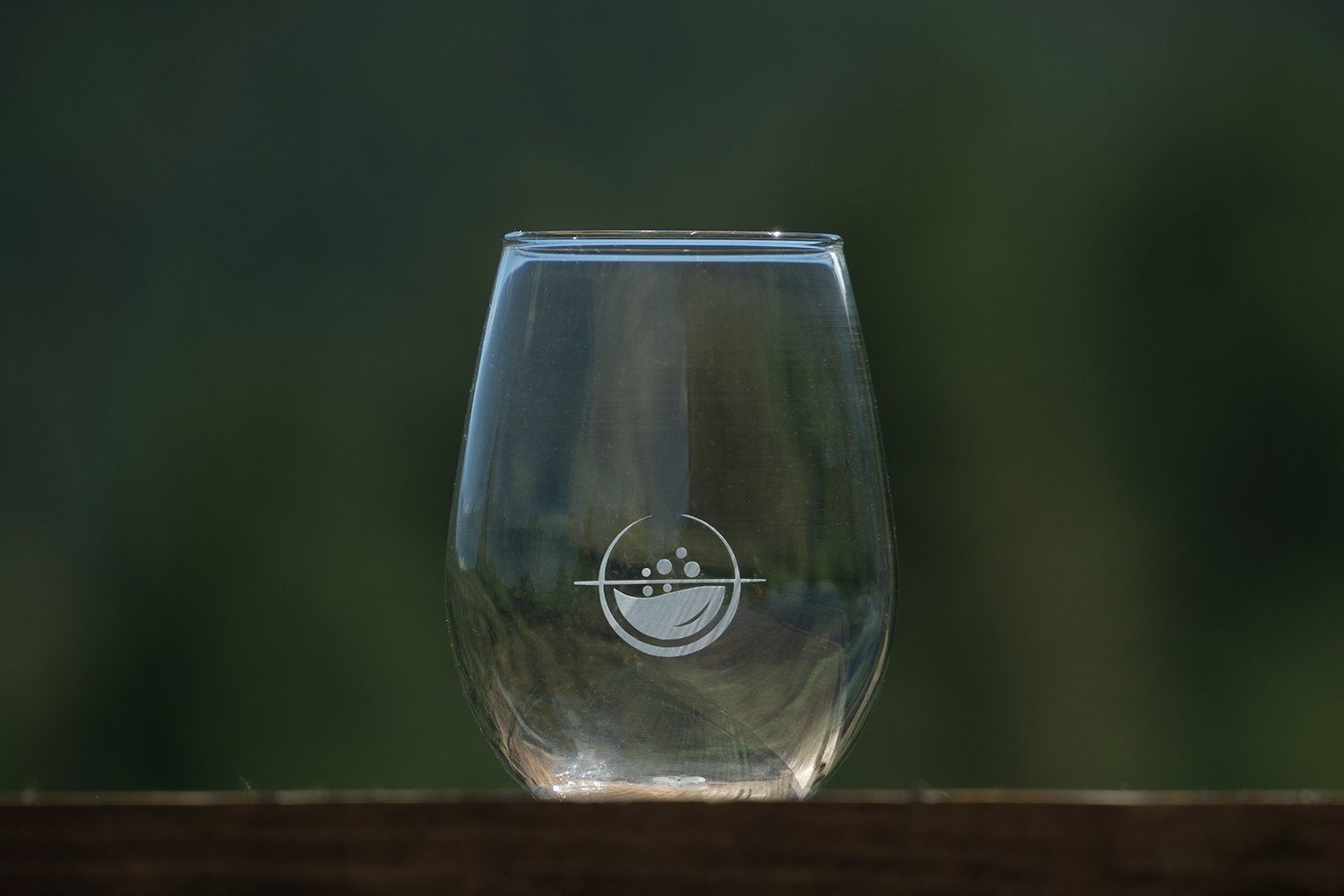 MV Logo Stemless.png