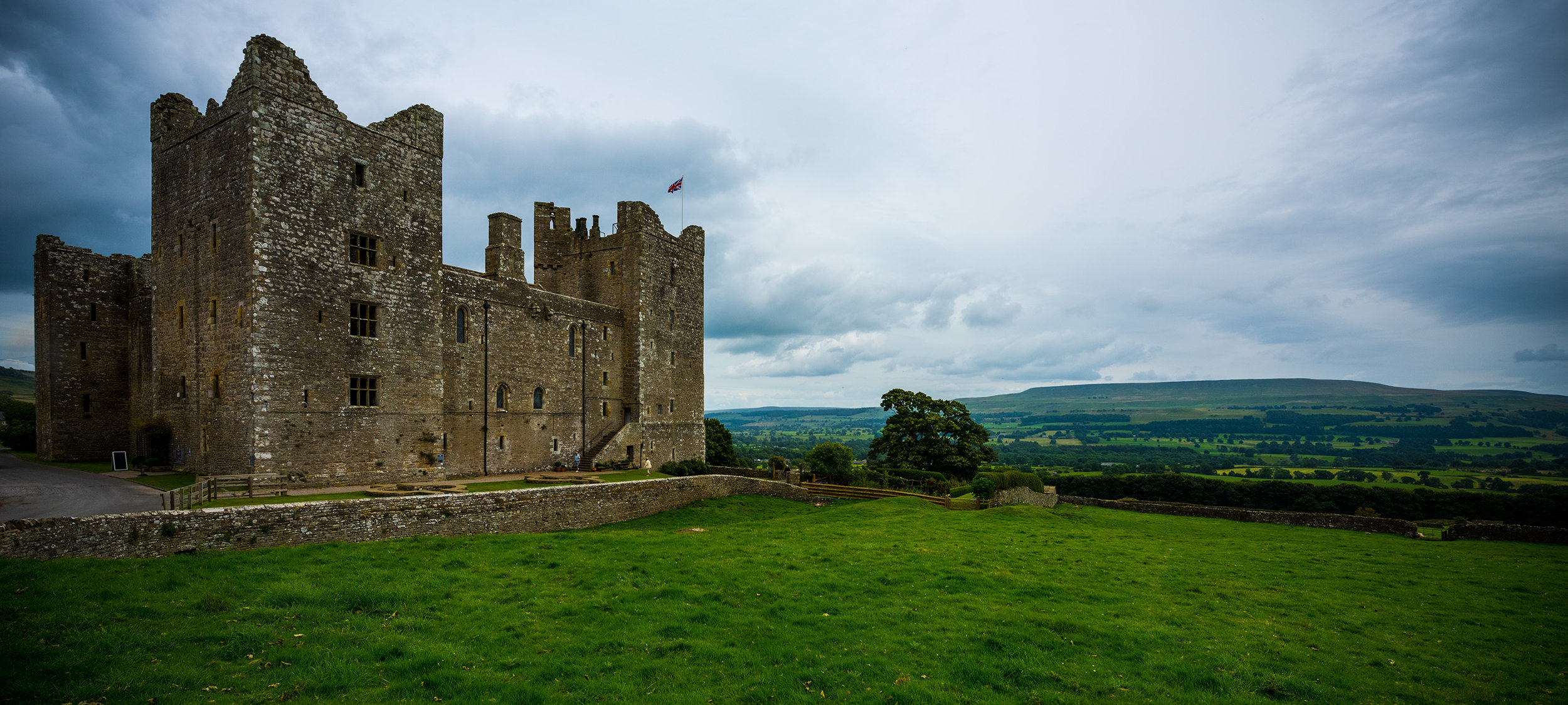  Bolton Castle 