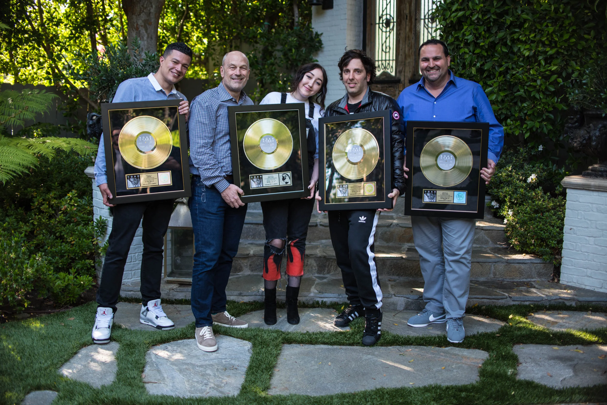Noah Cyrus receives her Platinum Plaque