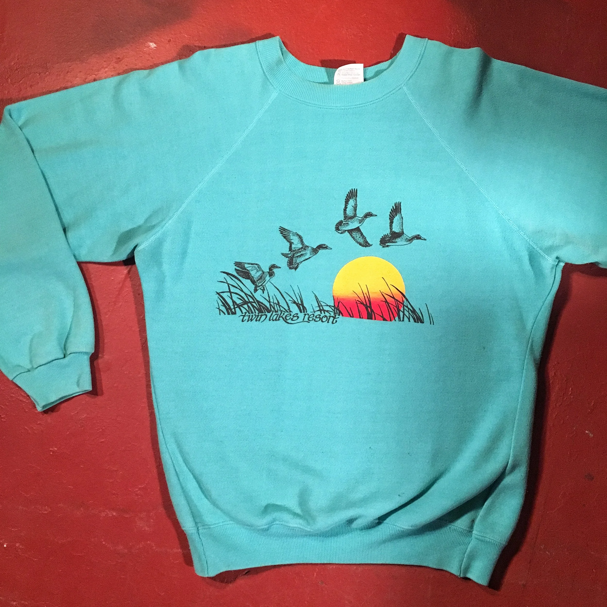 Vintage 80's twin Lakes Resort Sweatshirt