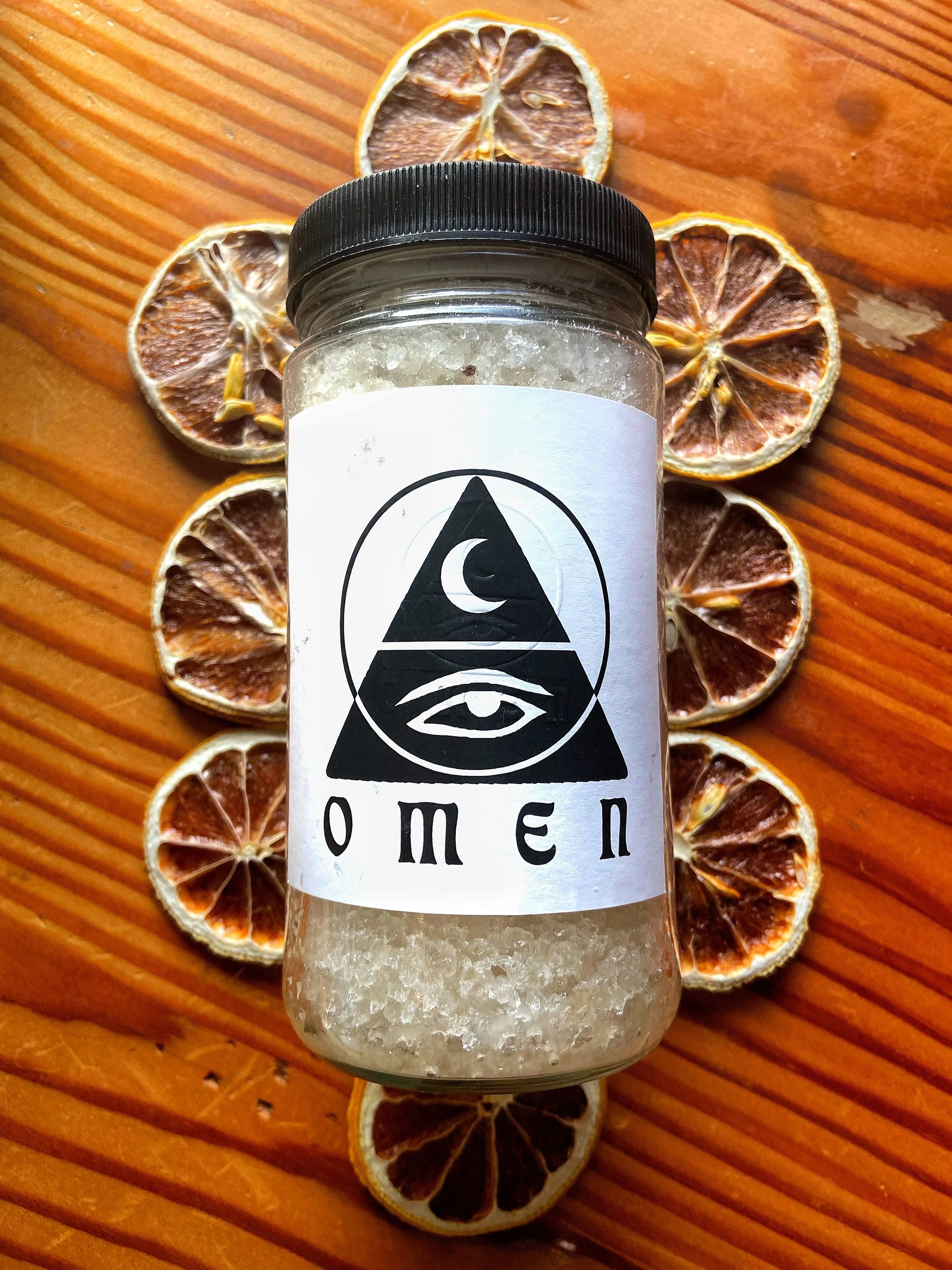 "Sunshine." 12 oz jar of an essential oil salt soak
