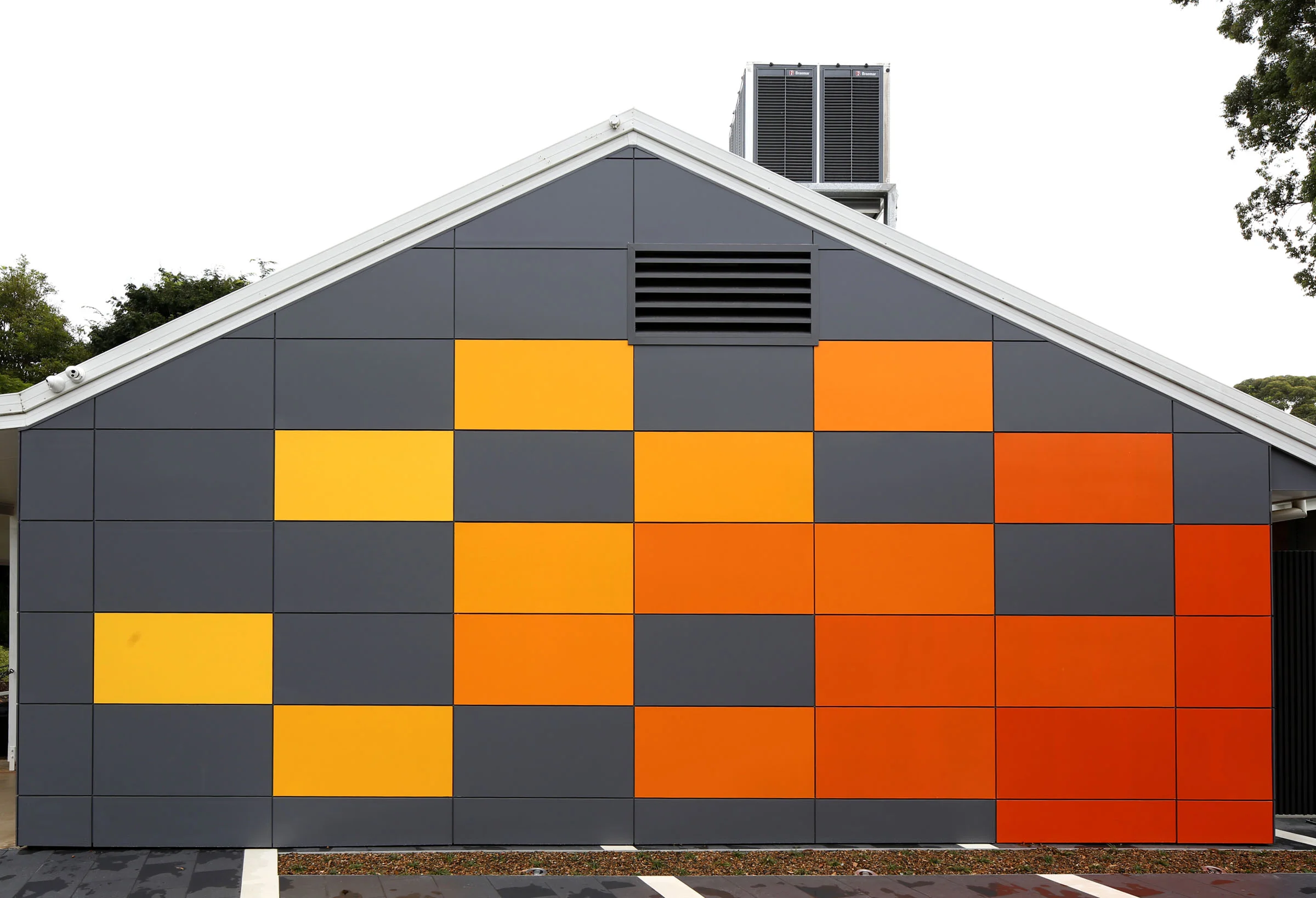 CONWELL ARCHITECTS_NCC Trade Skills Centre_02.jpg