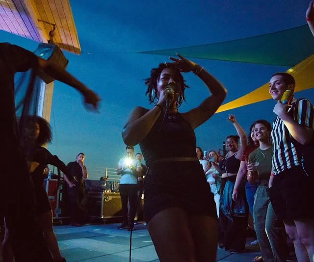 💝ThankYou💝 to everyone who was involved in POPC & @nuevayorkinos benefit for @raicestexas . We raised $2,770 thanks to everyone who showed up, performed, bought merch, donated online, showed love, and contributed in any way. The work continues, and we’re so grateful to be a part of a community that is active in trying to help. We love you!!
.
Photos by our #foreverangel @aliceplati .
.
.
#popc #powerofpeoplecombined #nuevayorkinos #elsewhere #rooftop #benefit #familiesbelongtogether #nokidsincages #closethecamps #abolishice #fundraiser #artsforchange #artsnonprofit