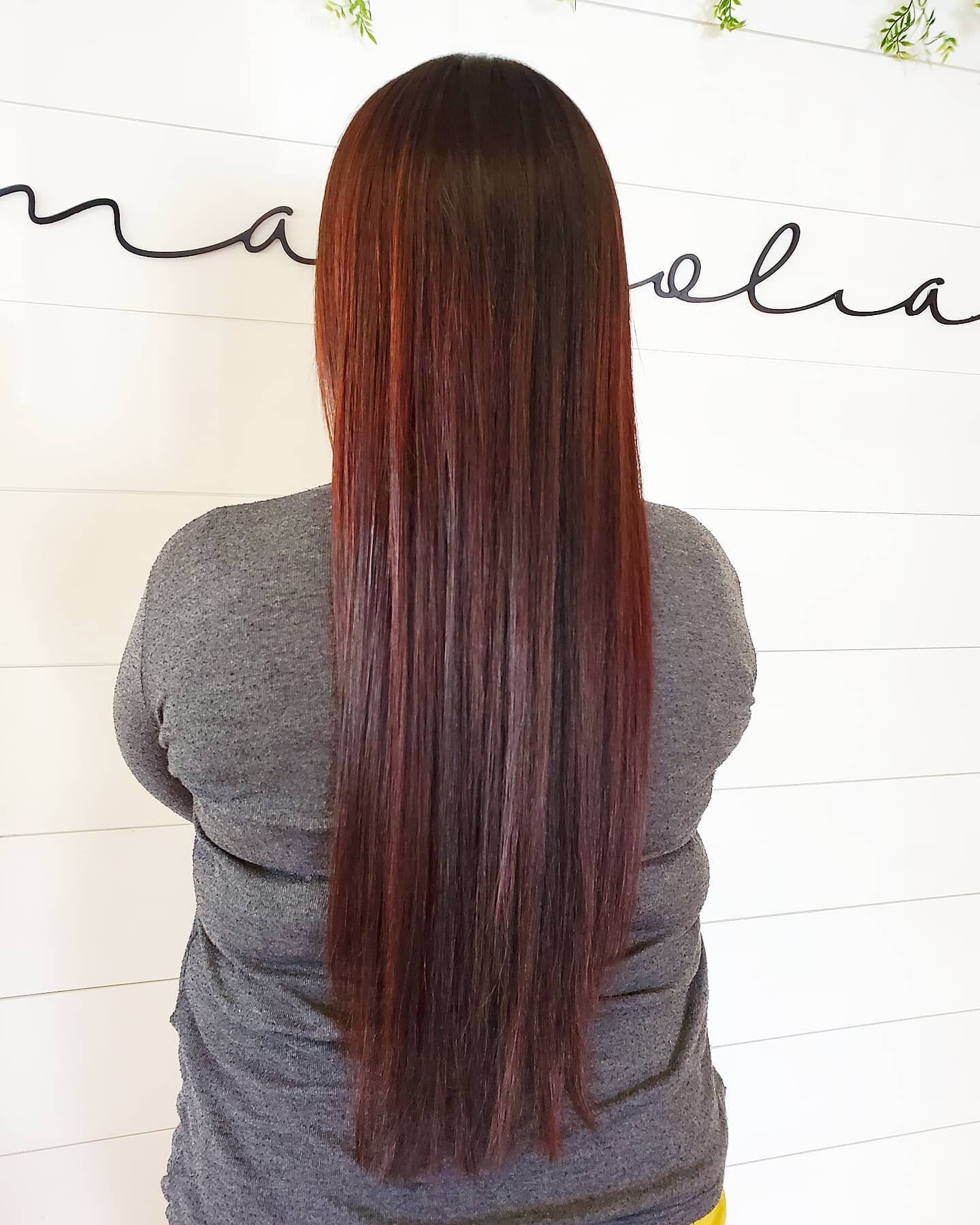 Hey CHERRY COLA 🍒 🥰⁣
Redkin 5RV over her existing balayage  was the perfect fix for this cutie! ⁣
⁣
⁣
⁣
⁣
⁣
#newlook #redkin #magnoliarouge #colorist #slcsalon #cherrycola #longhair #brazilianblowout #cherryontop #utahdayspa #beyoutiful