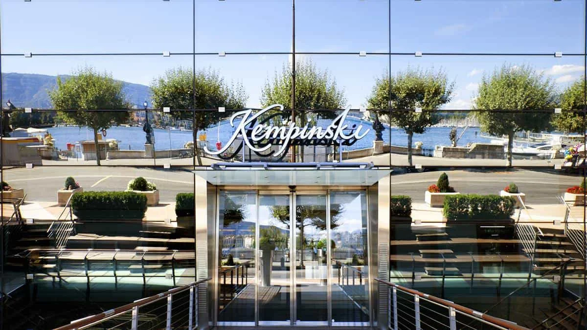 kempinski-entree.jpeg