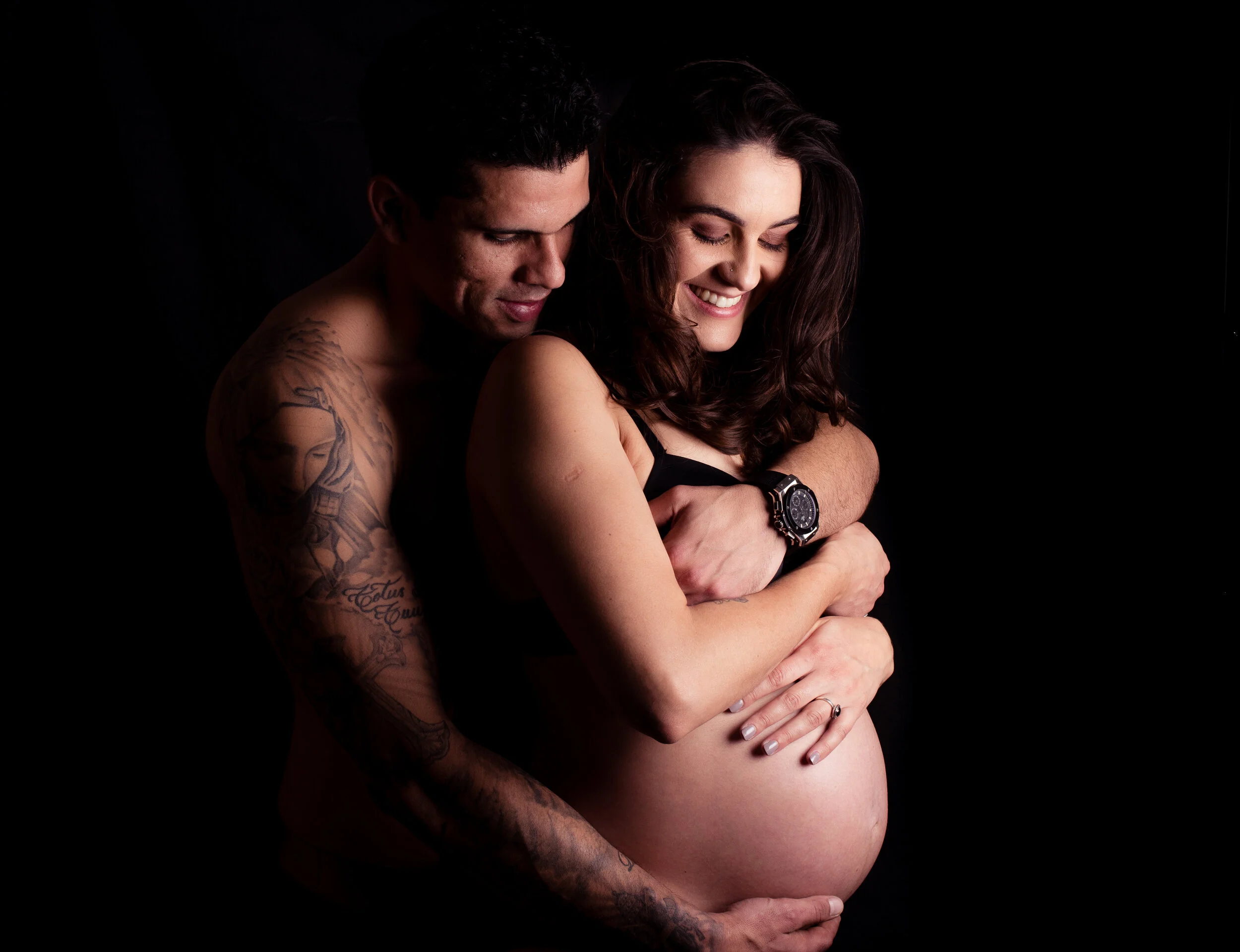 Couplematernityshoot.jpg