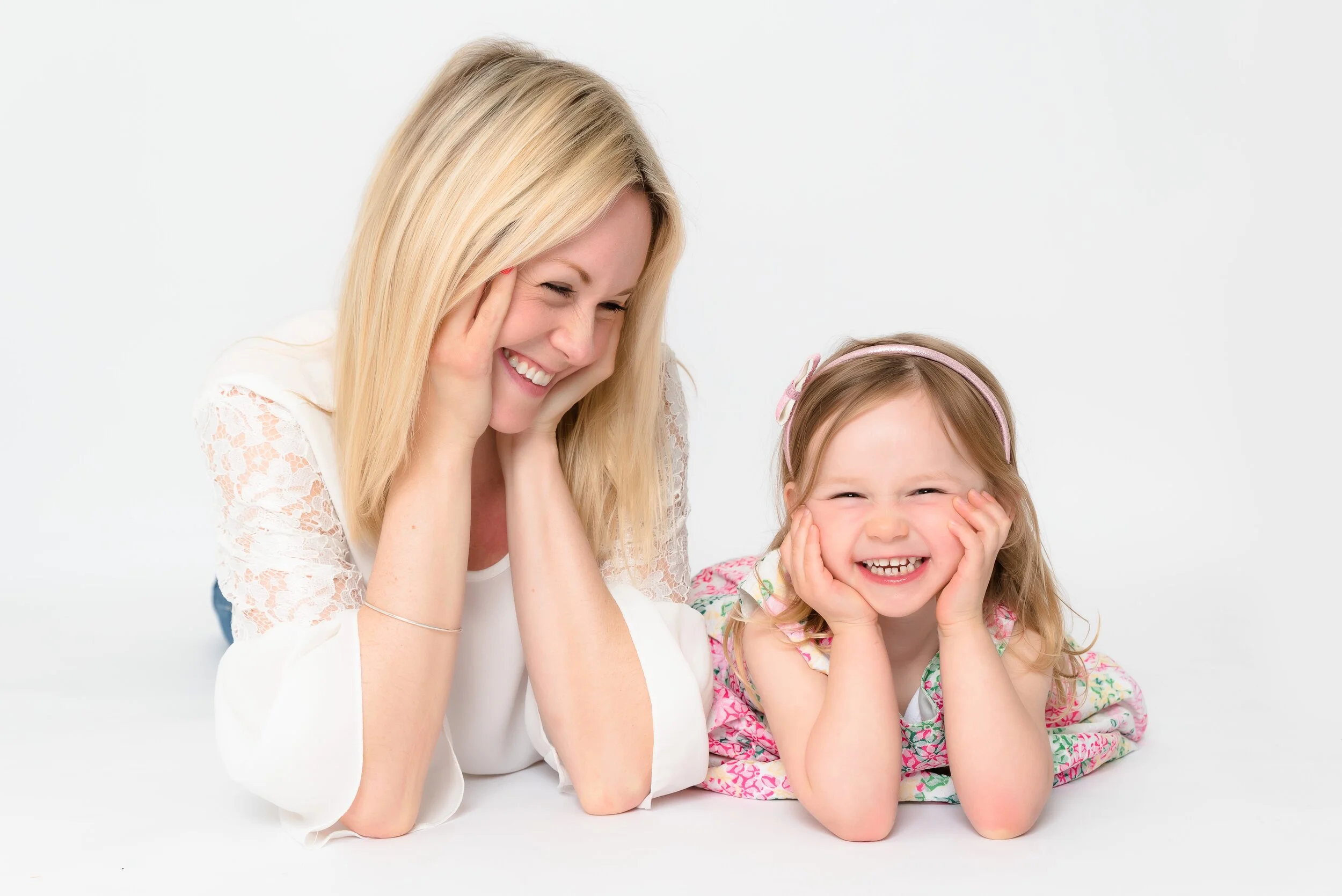 Studiomumanddaughter.jpg