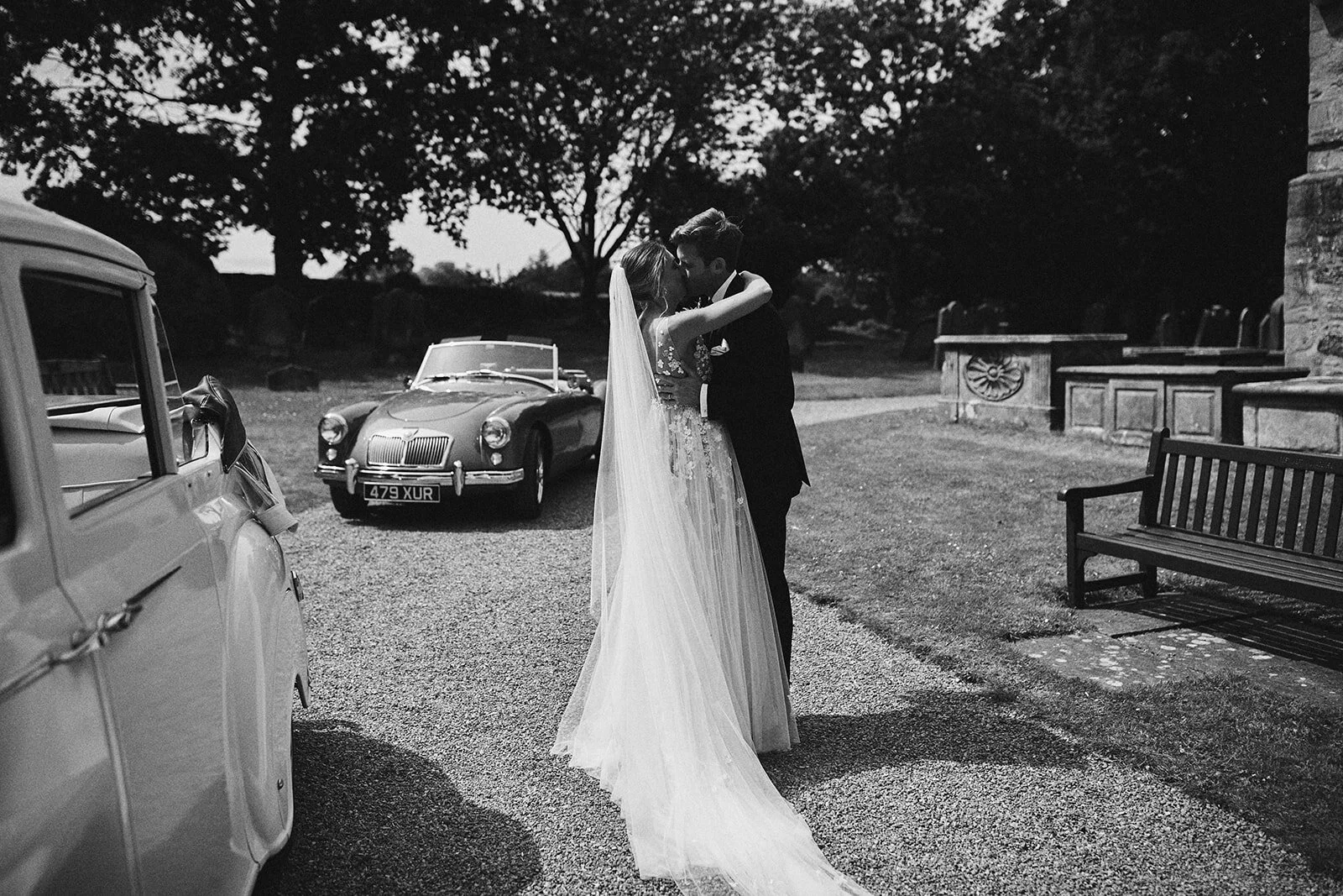 Lydia_Toby_Wedding_BenjaminWheeler0290.jpg