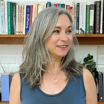 Hero photo: Laurie Mucha writer and yoga teacher London