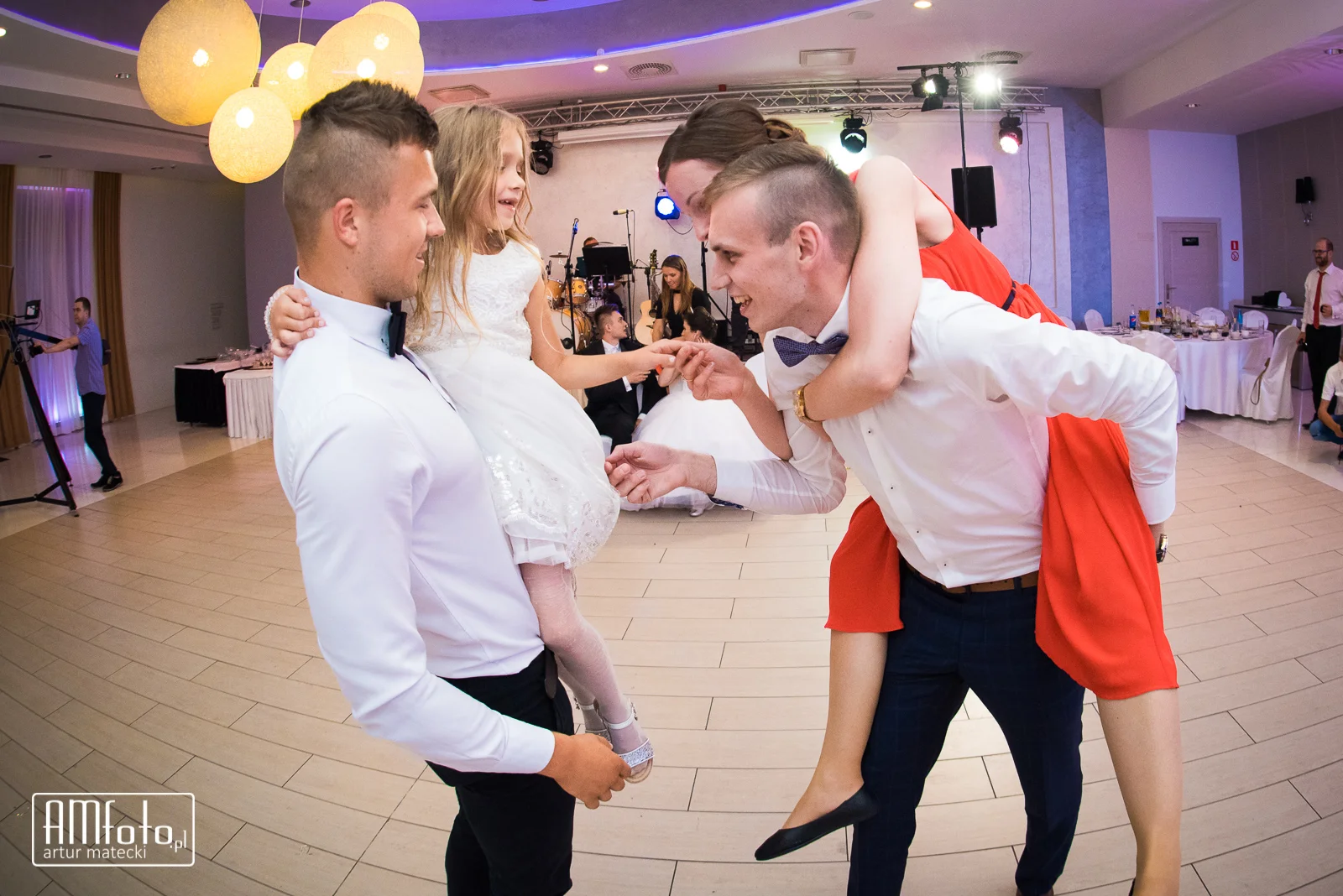 1101_Patrycja&Kamil_reportaz____www-amfoto-pl__AMF_3402.jpg