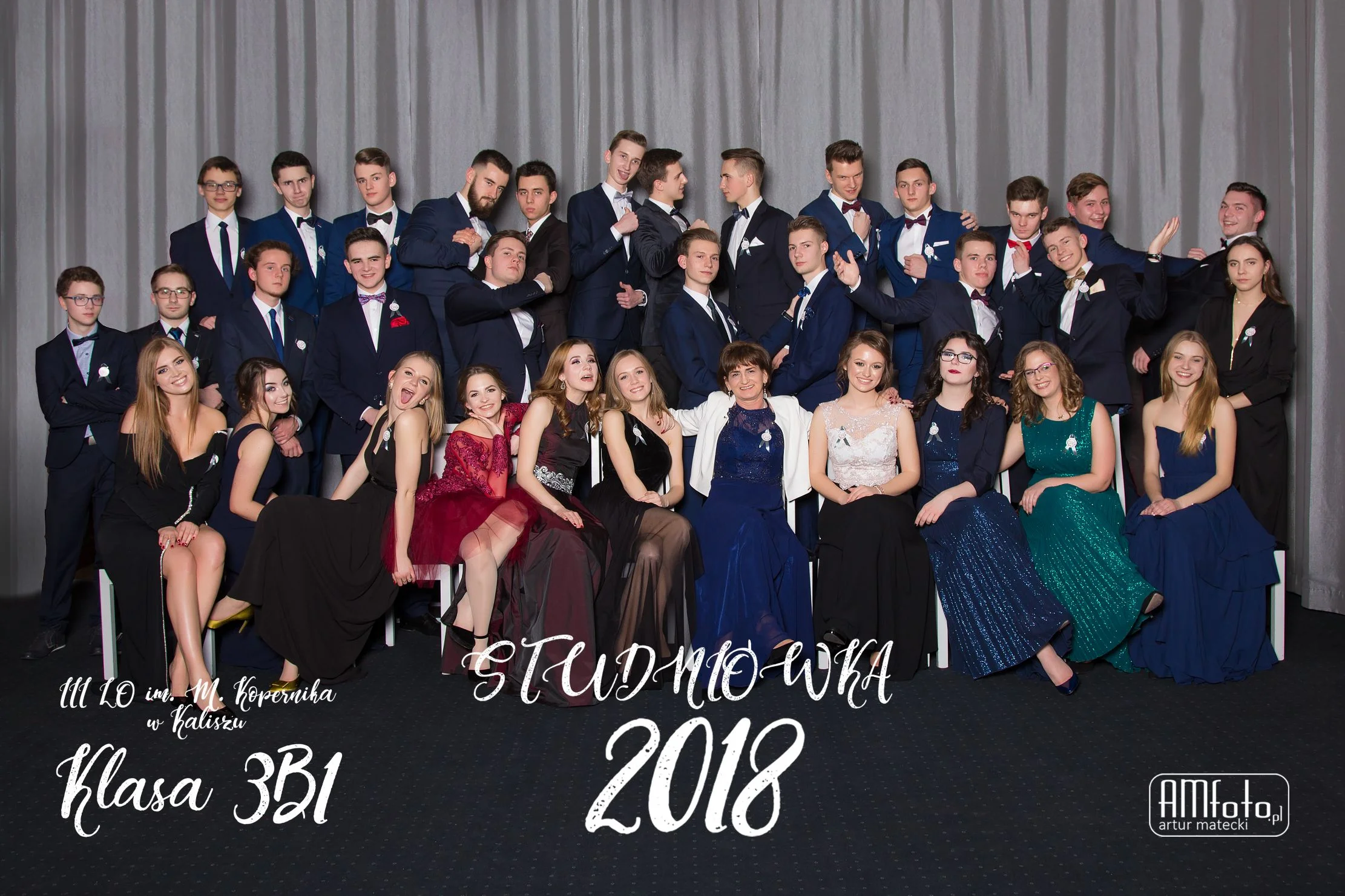 0005_100dniowka_studniowka_kalisz_IIILO_im_kopernika_zdjecia_klasowe__7763.jpg