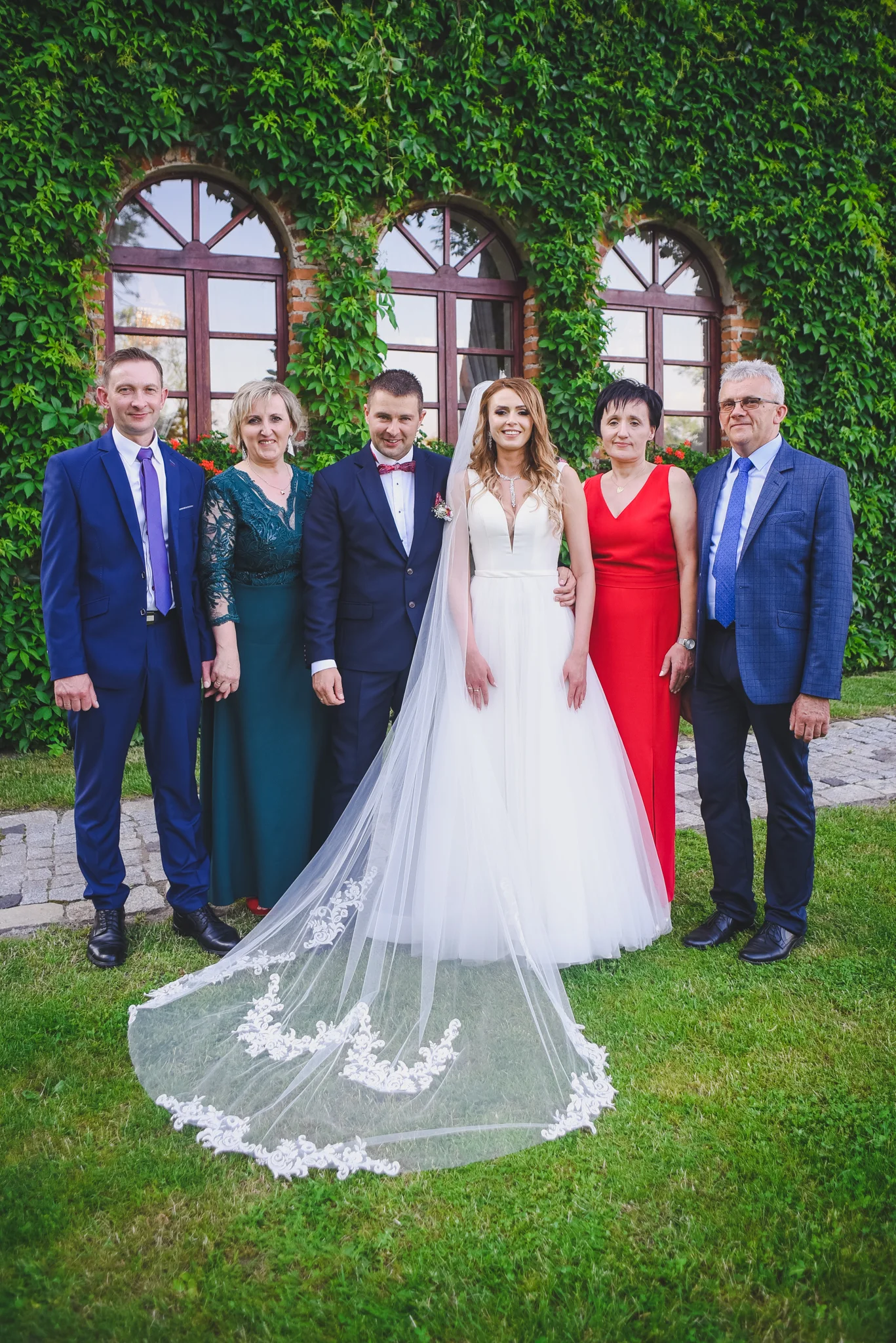 0985_Marta&Pawel_slub_parafia_lewkow_wesele_zamek_w_gutowie_____fotografia_slubna_www_amfoto_pl_AMF_9837.jpg