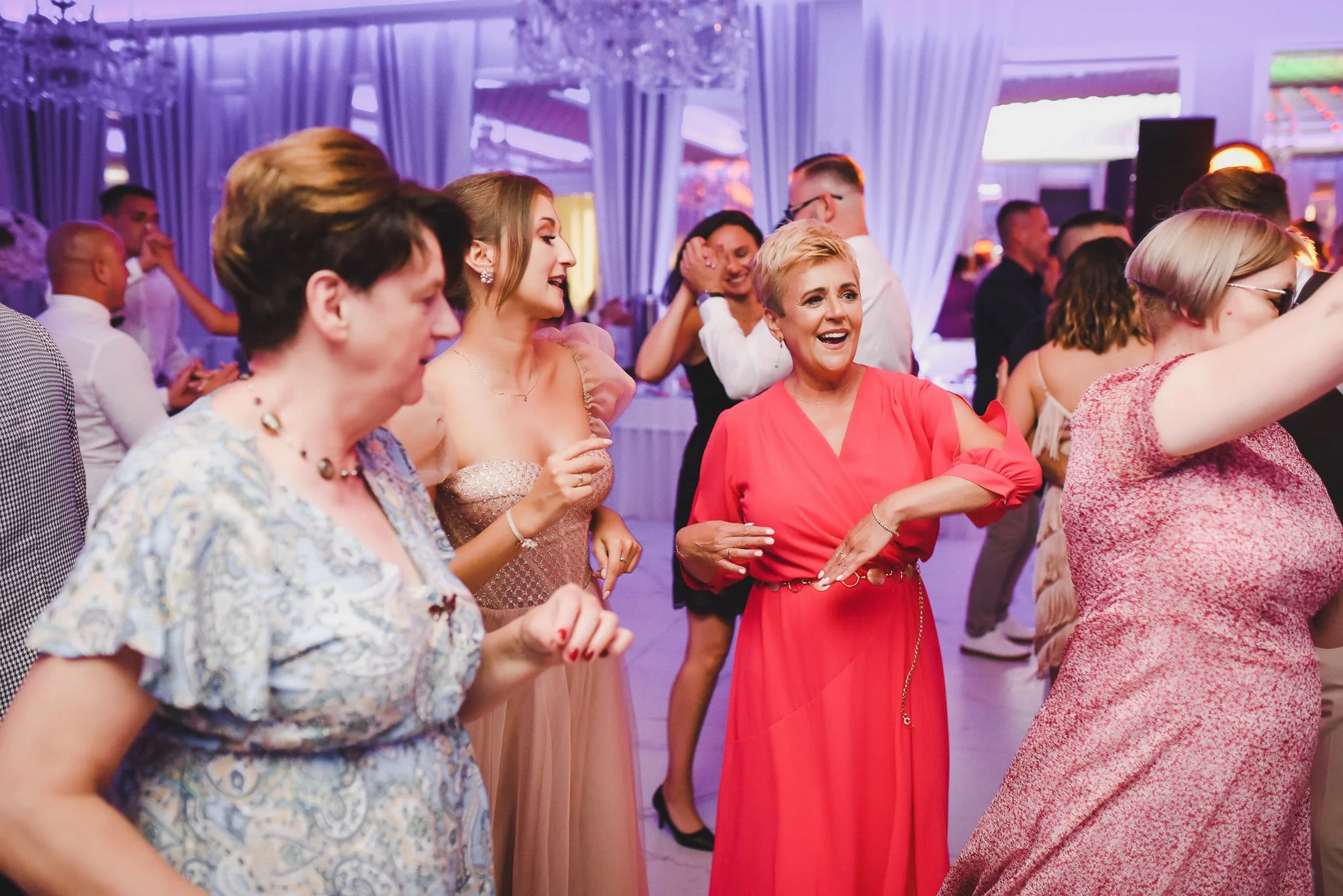 0533_Weronika_Mateusz_slub_sieroszewice_wesele_topolova_przygotowania_slubne_ceremonia_slubna__reportaz_topolova_restaurant____fotografia_slubna_www_amfoto_pl_AMF_8138.jpg