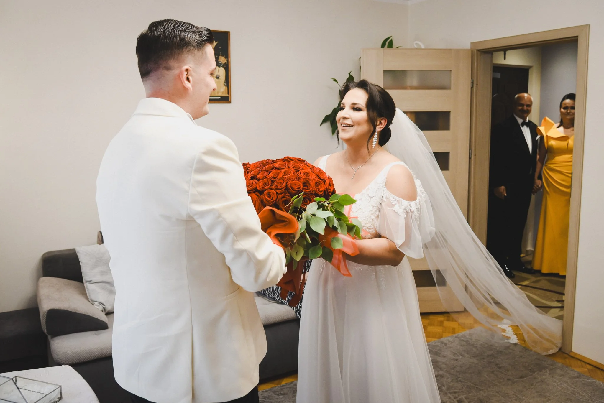 0045_Monika&Krystian_przygotowania_slubne_ceremonia_slubna__reportaz_tlokinia____fotografia_slubna_www_amfoto_pl_DSC_4396.jpg