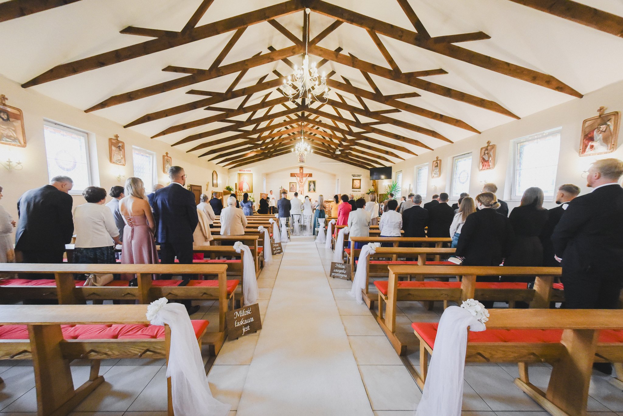0137_Monika&Krystian_przygotowania_slubne_ceremonia_slubna__reportaz_tlokinia____fotografia_slubna_www_amfoto_pl_DSC_4556.jpg