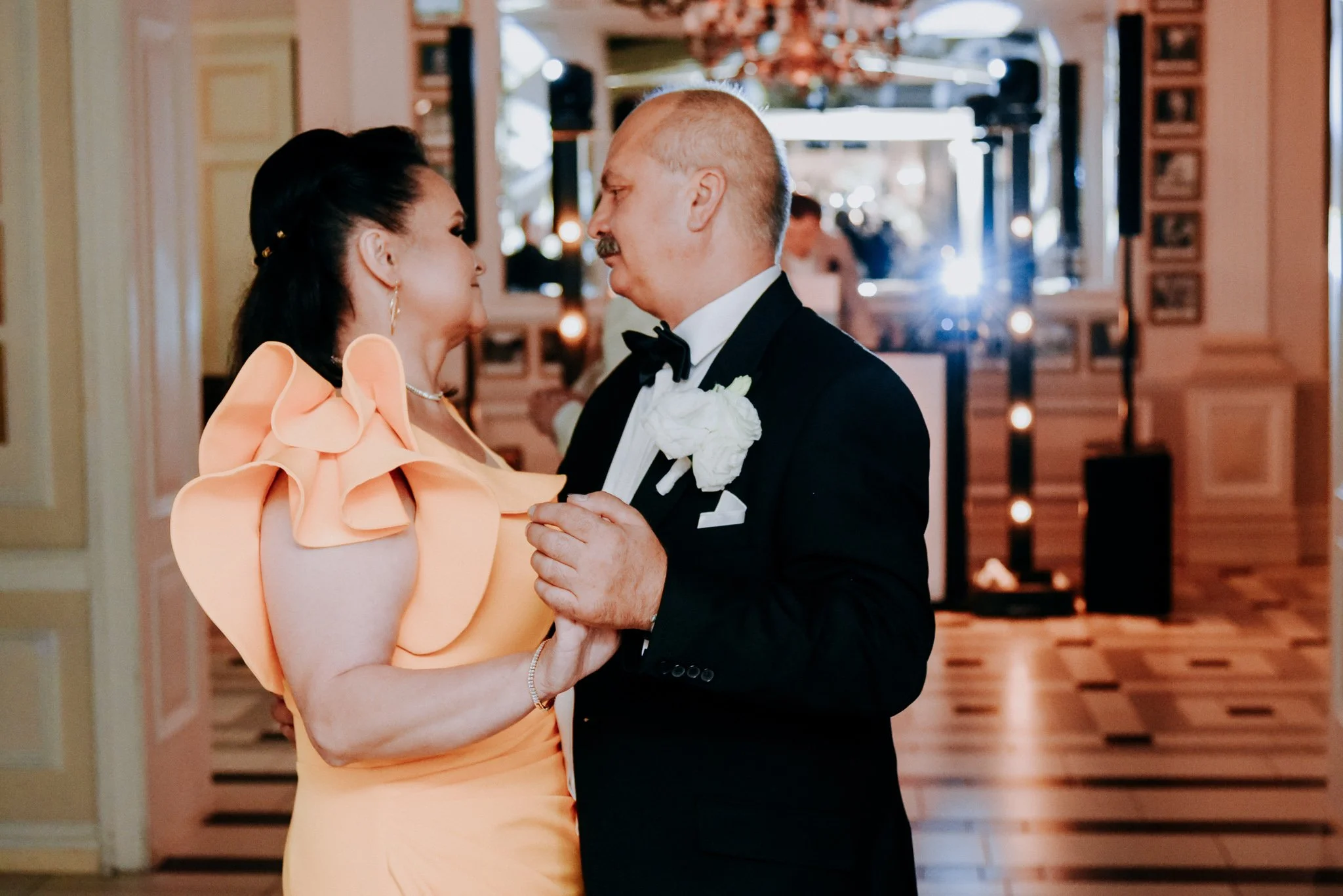 0397_Monika&Krystian_przygotowania_slubne_ceremonia_slubna__reportaz_tlokinia____fotografia_slubna_www_amfoto_pl_DSC_5499.jpg
