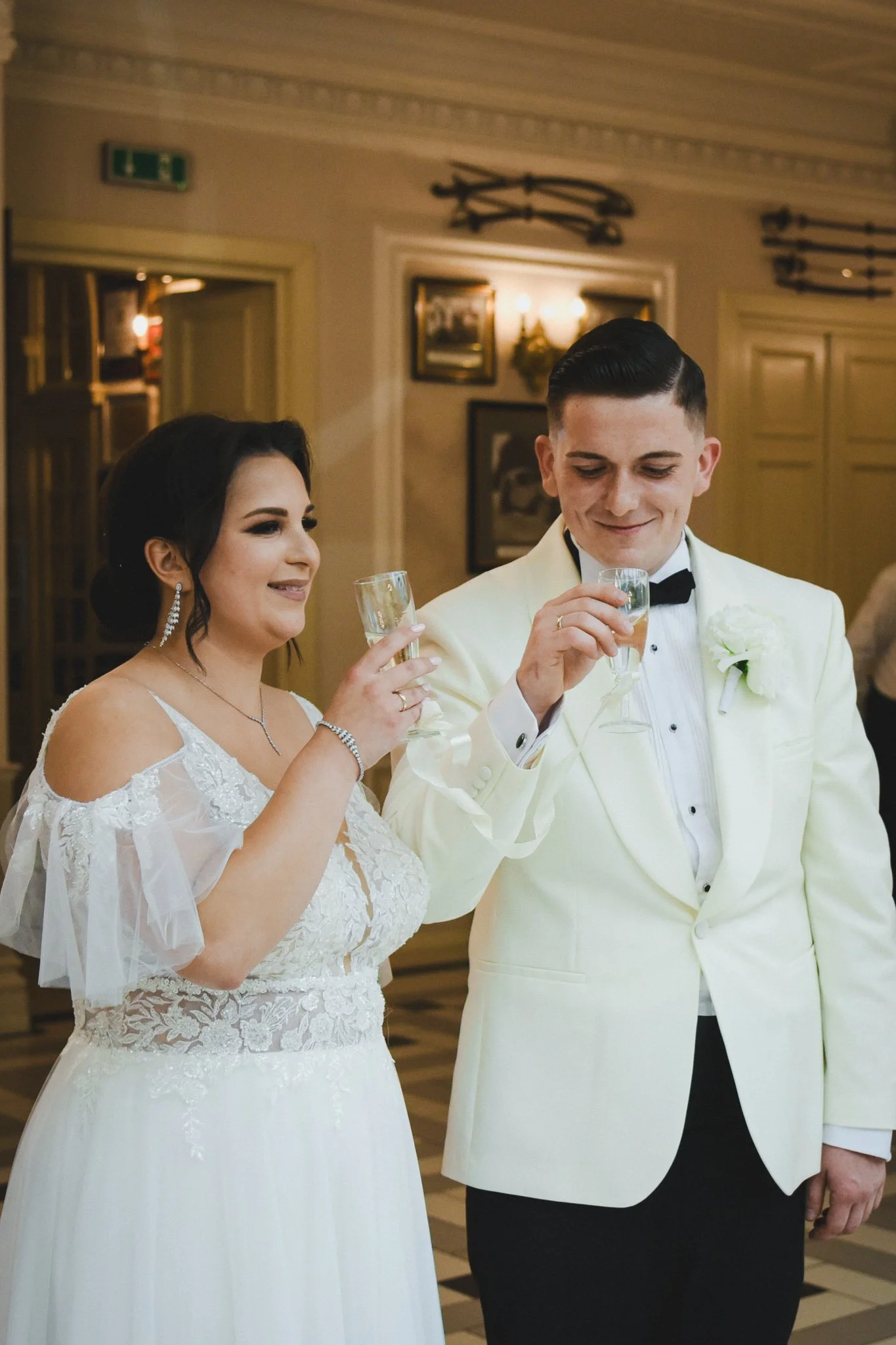 0213_Monika&Krystian_przygotowania_slubne_ceremonia_slubna__reportaz_tlokinia____fotografia_slubna_www_amfoto_pl_DSC_4735.jpg