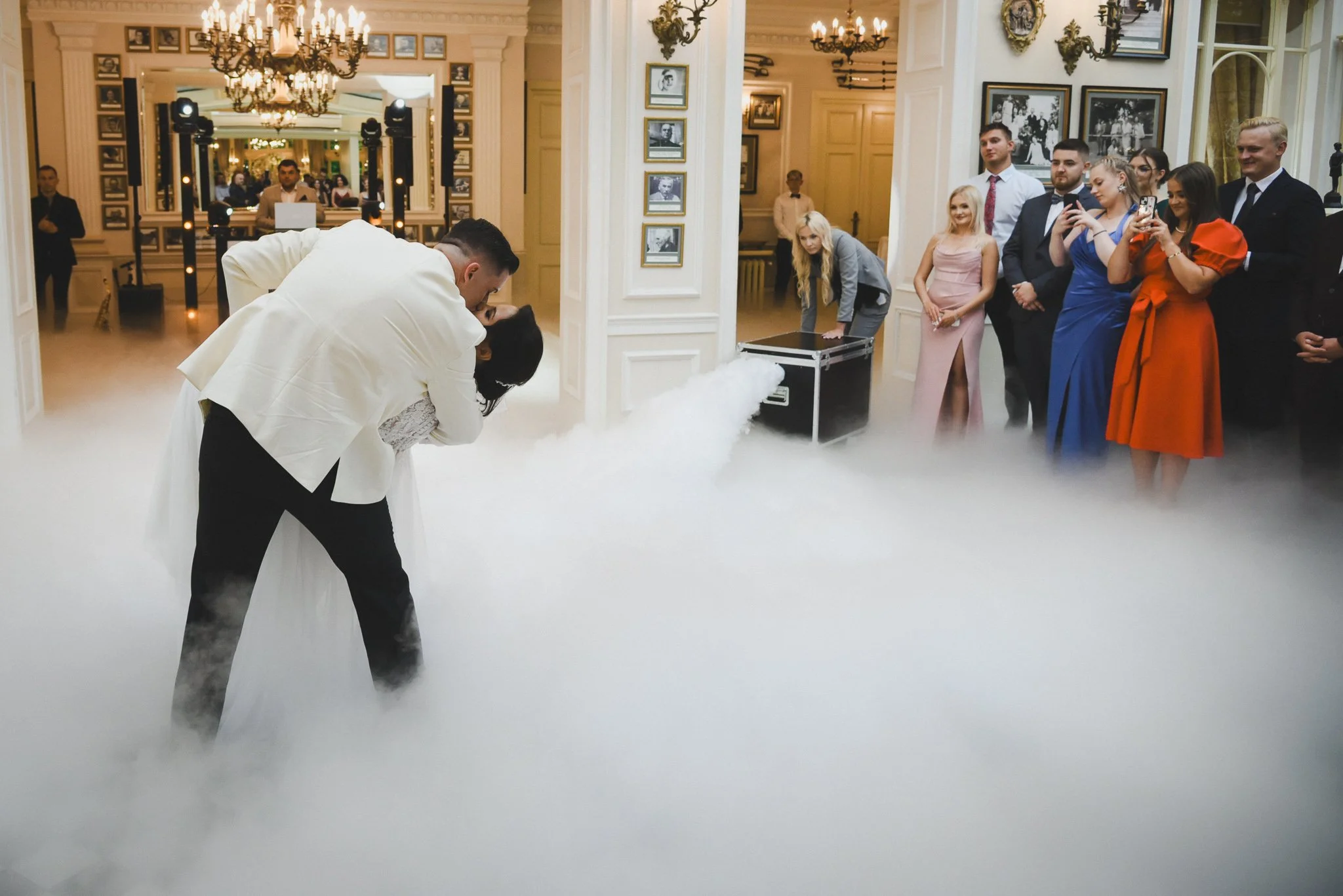 0233_Monika&Krystian_przygotowania_slubne_ceremonia_slubna__reportaz_tlokinia____fotografia_slubna_www_amfoto_pl_DSC_4866.jpg