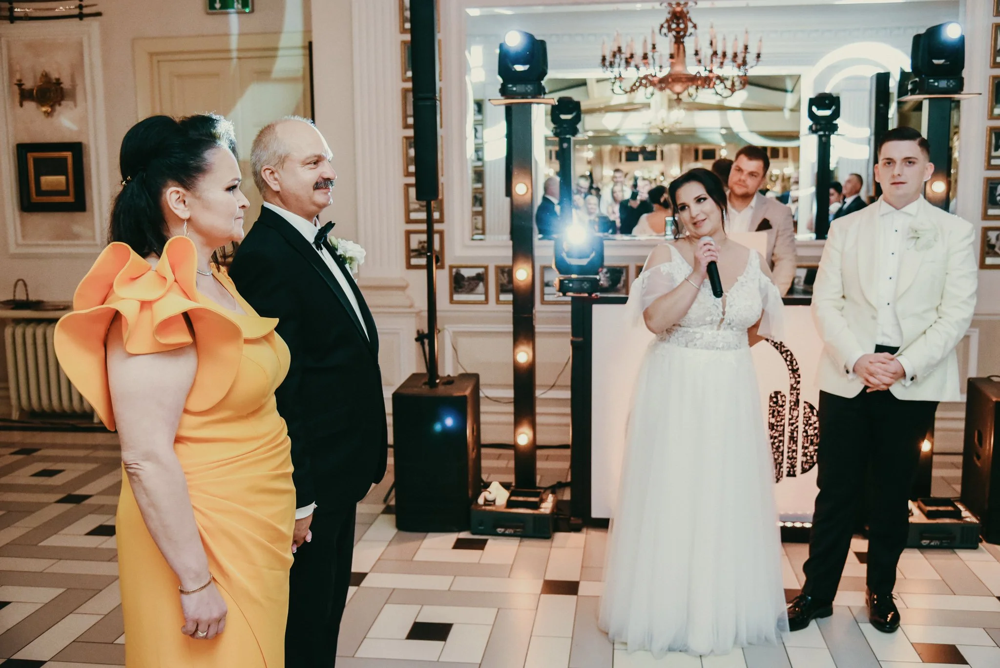 0462_Monika&Krystian_przygotowania_slubne_ceremonia_slubna__reportaz_tlokinia____fotografia_slubna_www_amfoto_pl_DSC_5744.jpg