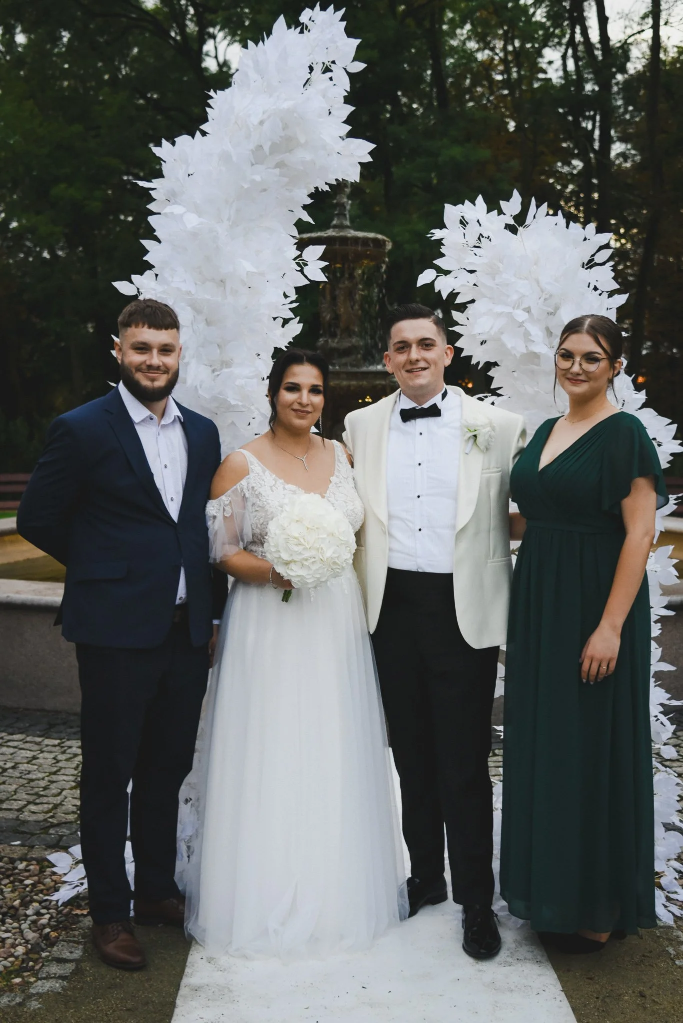 0295_Monika&Krystian_przygotowania_slubne_ceremonia_slubna__reportaz_tlokinia____fotografia_slubna_www_amfoto_pl_DSC_5093.jpg