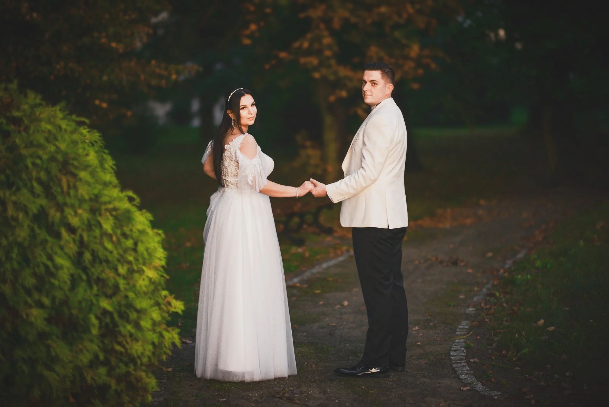 0077_Monika&Krystian_plener_slubny_tlokinia_palac_____fotografia_slubna_www_amfoto_pl_DSC_6361.jpg