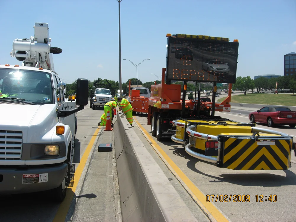 WEST-GROVE-MEDIAN-REPLACEMENT-mobile-barriers.jpg