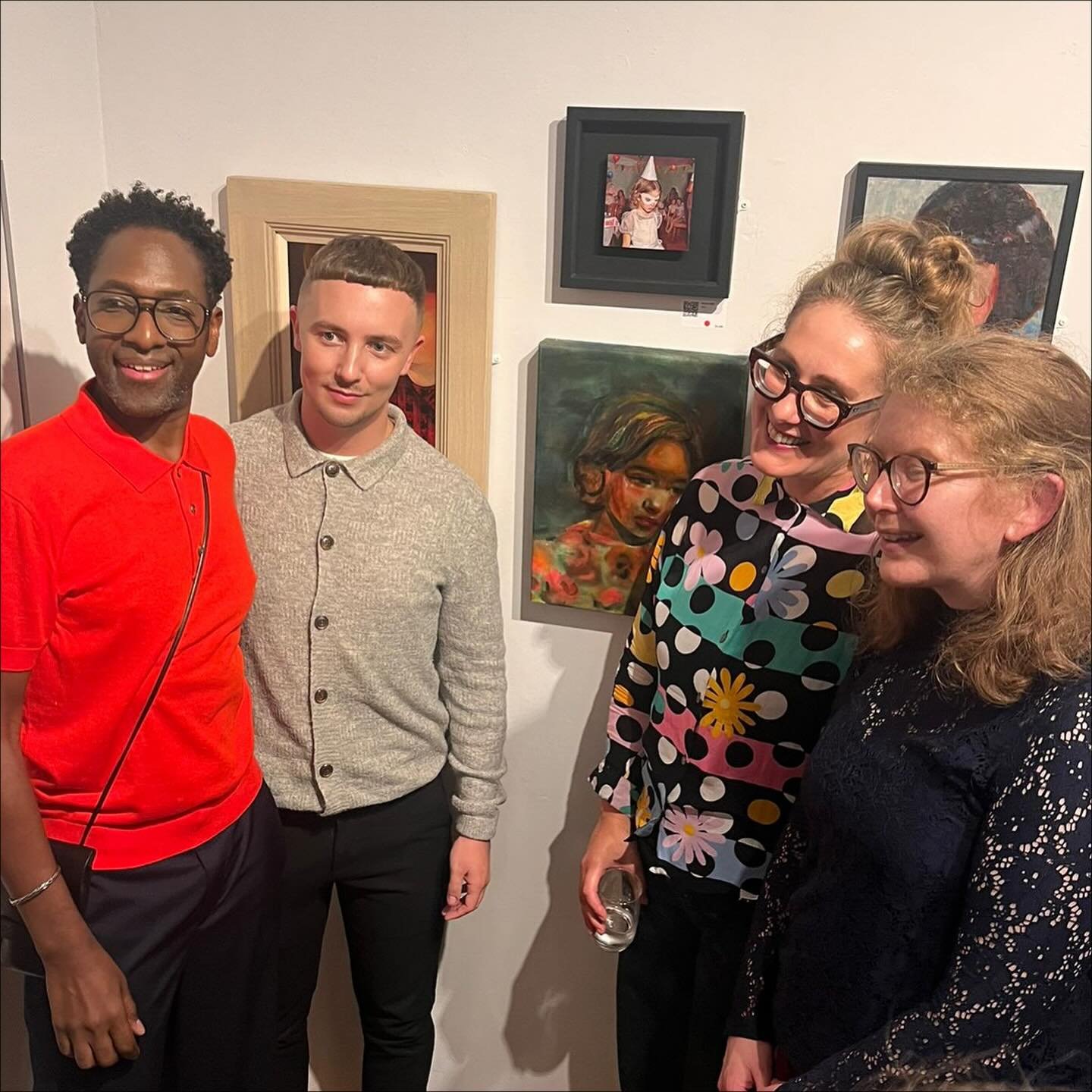 I&rsquo;m still in shock after last night&rsquo;s private view for @ingdiscerningeye @mallgalleries, when I arrived I was taken aback to see a red dot 🔴 next to my work &lsquo;Alice&rsquo; and then even more surprised when my name was called for the