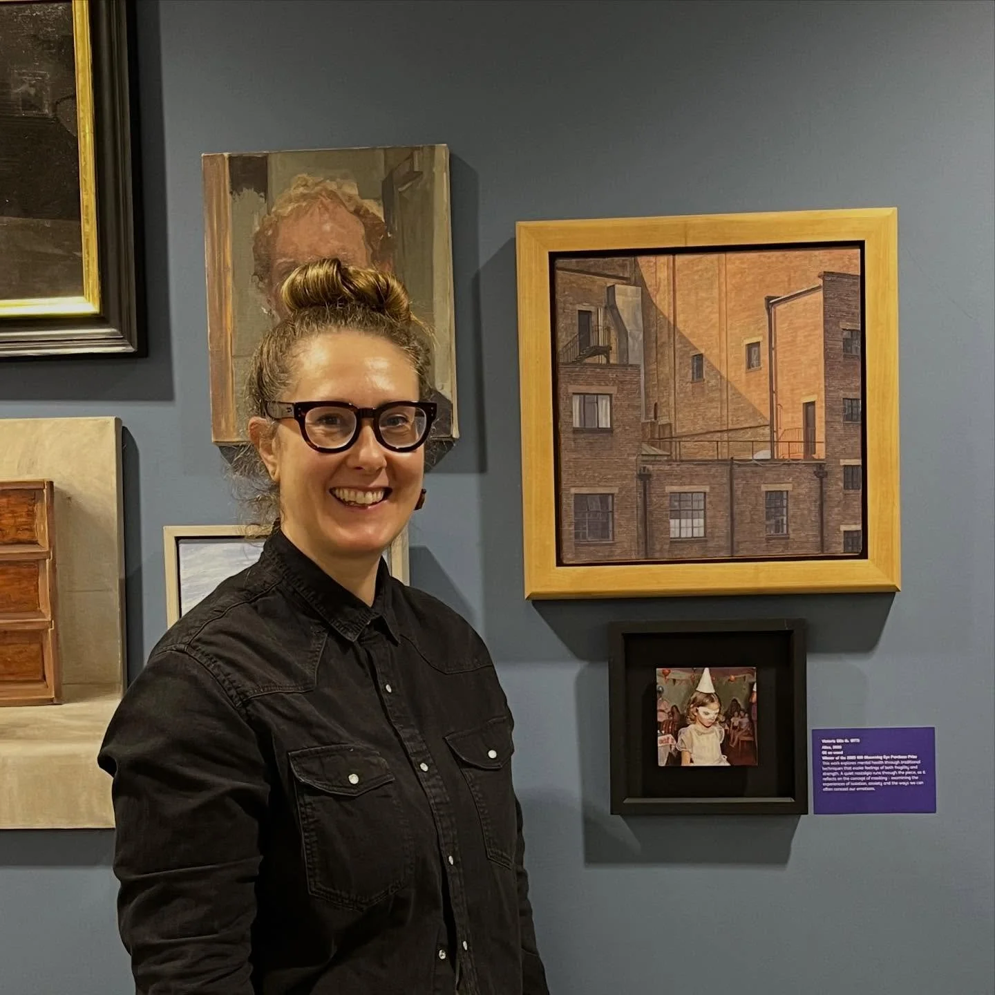 After winning the ING Purchase Prize @discerningeyeorg last year I had the opportunity to visit my painting &lsquo;Alice&rsquo; in her new home in Moorgate.

I was lucky enough to be given a tour of some of their collection on display at their office