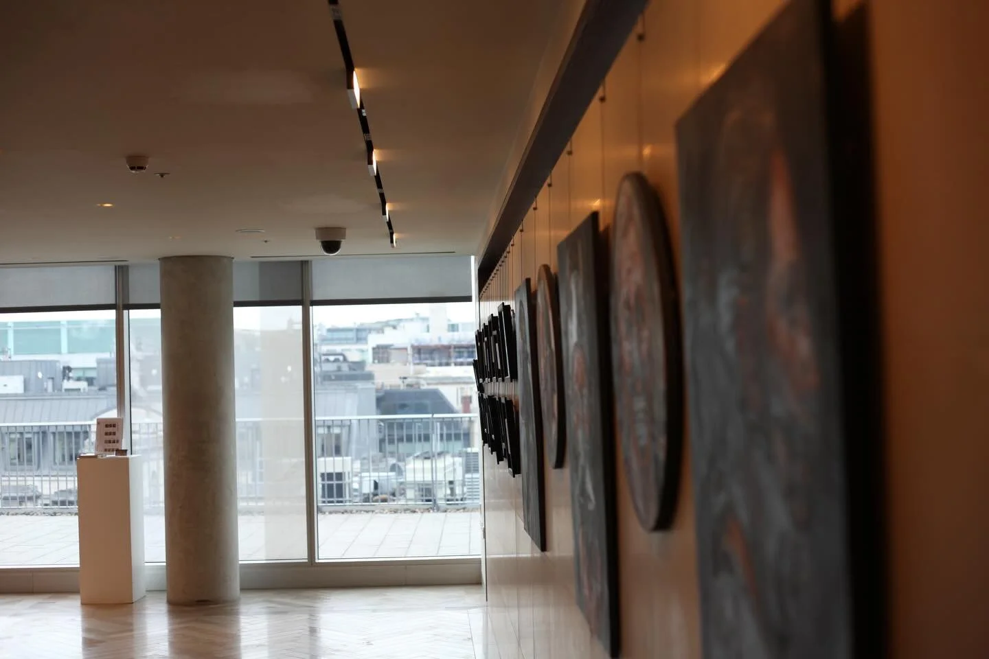 Some install shots from my current show at ING which runs for the next 3 weeks. The ING show is part of the @discerningeyeorg Purchase Prize 2025 where my painting &lsquo;Alice&rsquo; is now part of the art collection there.
Thank you for hosting my 