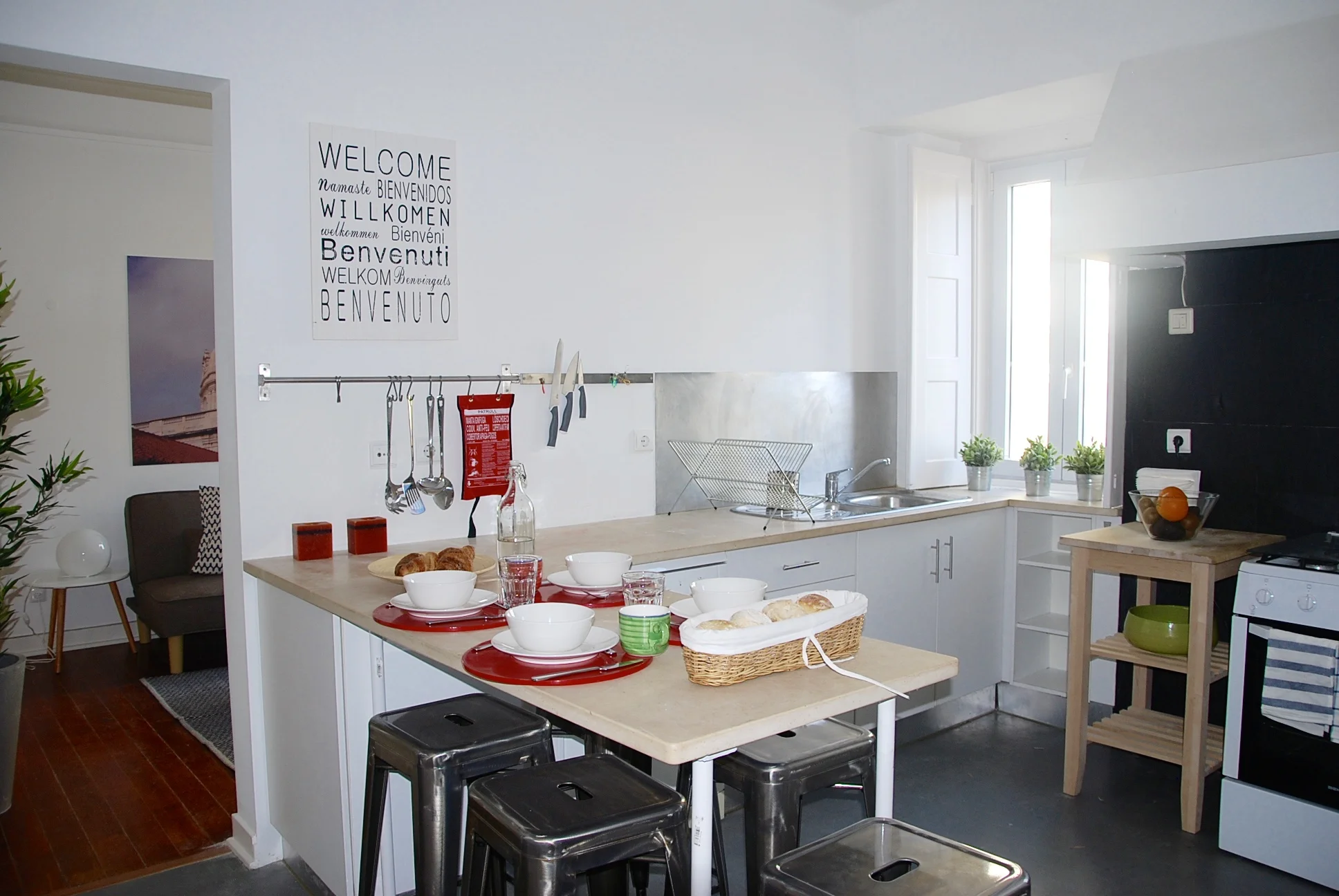 kitchen2.jpg