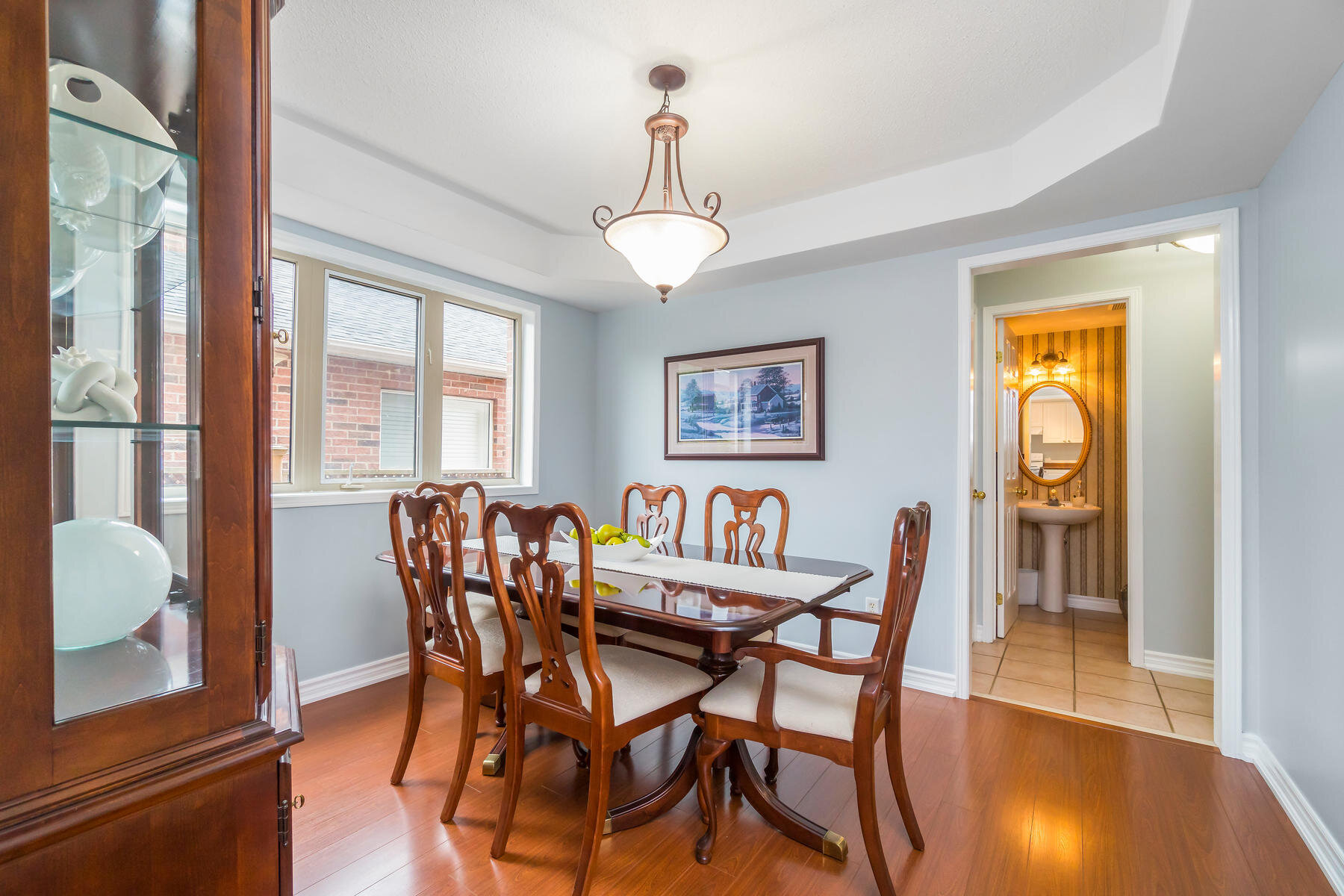 8 Pomeroy Court Georgetown ON-019-019-Dining Room-MLS_Size.jpg