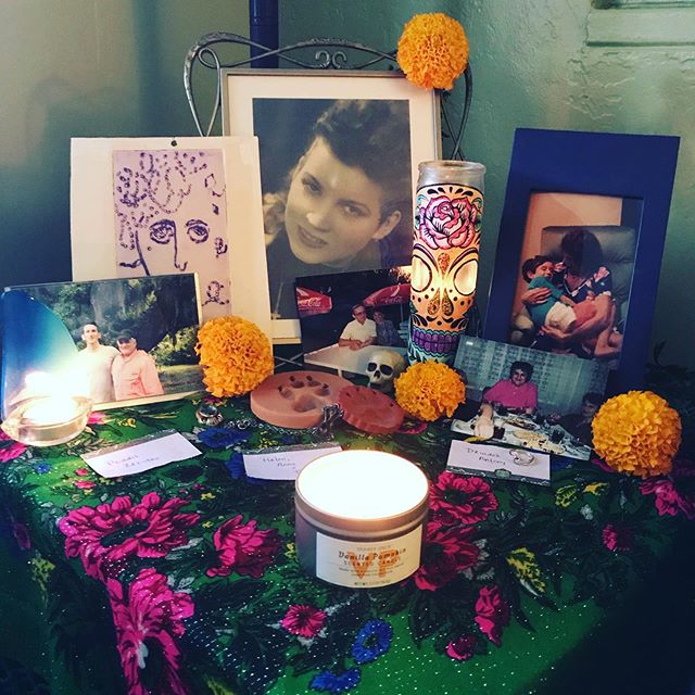 Honoring the ancestors and loved ones who have crossed beyond the veil. 🧡🖤💜 #ancestors #honoring #theveilisthin #halloween #allhallowseve #allsaints #diadelosmuertos #remembering #gonebutnotforgotten #marigold #grandma #grandpa #auntie #uncle #pup