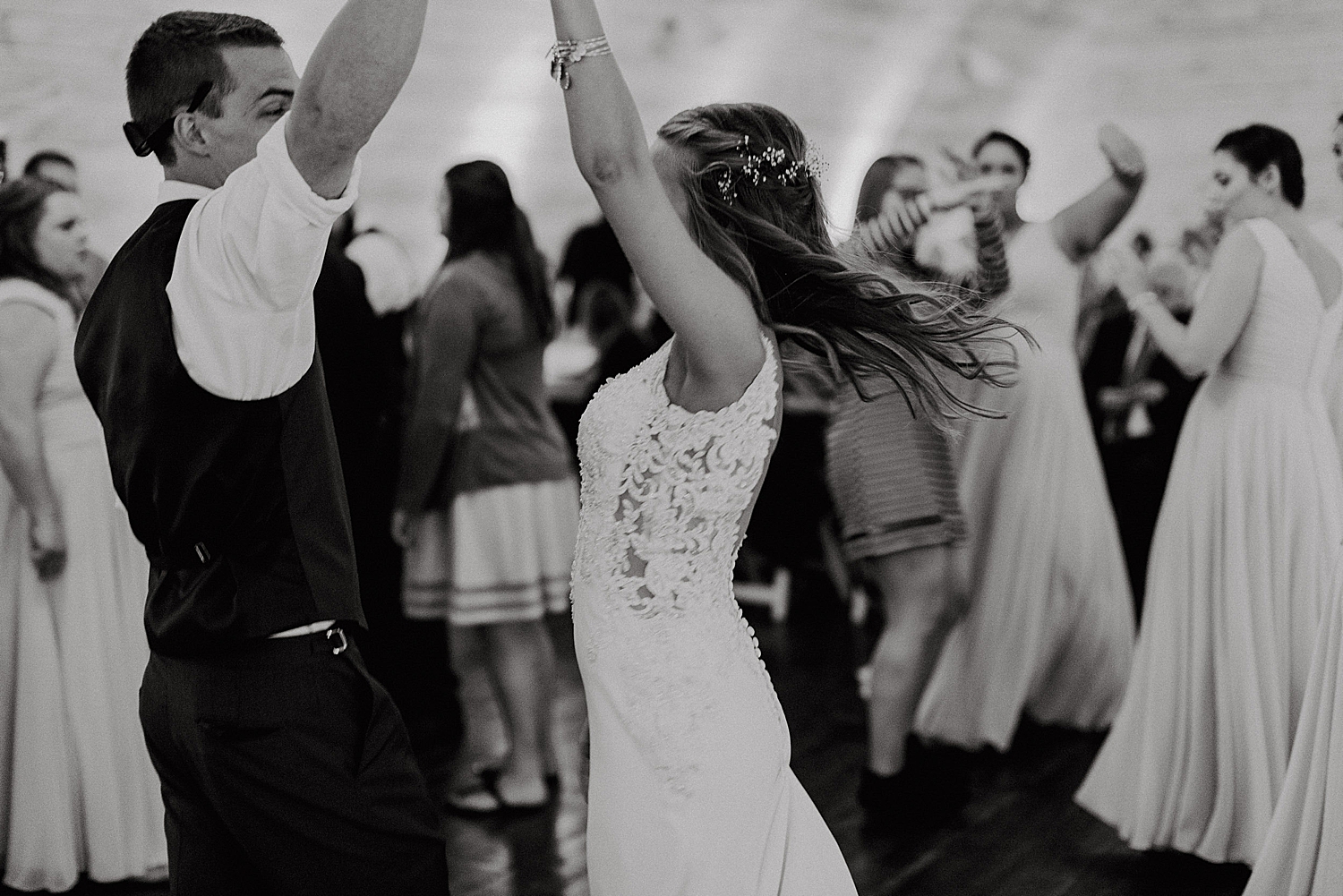 Bowery-Wedding-Wisconsin_0076.jpg